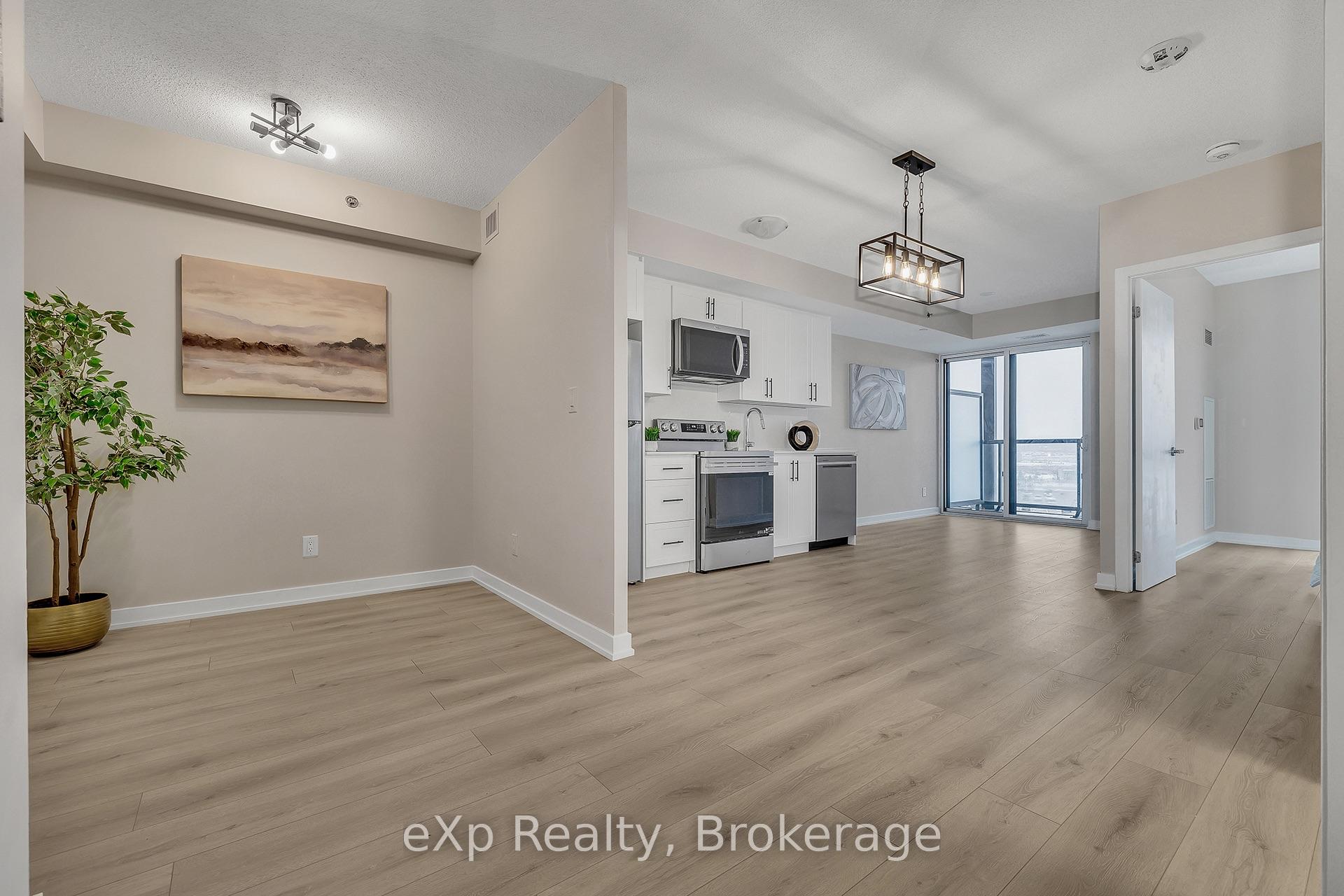 Photo 3 of Unit A614, 3210 Dakota Common, Burlington, Alton — HOMEH