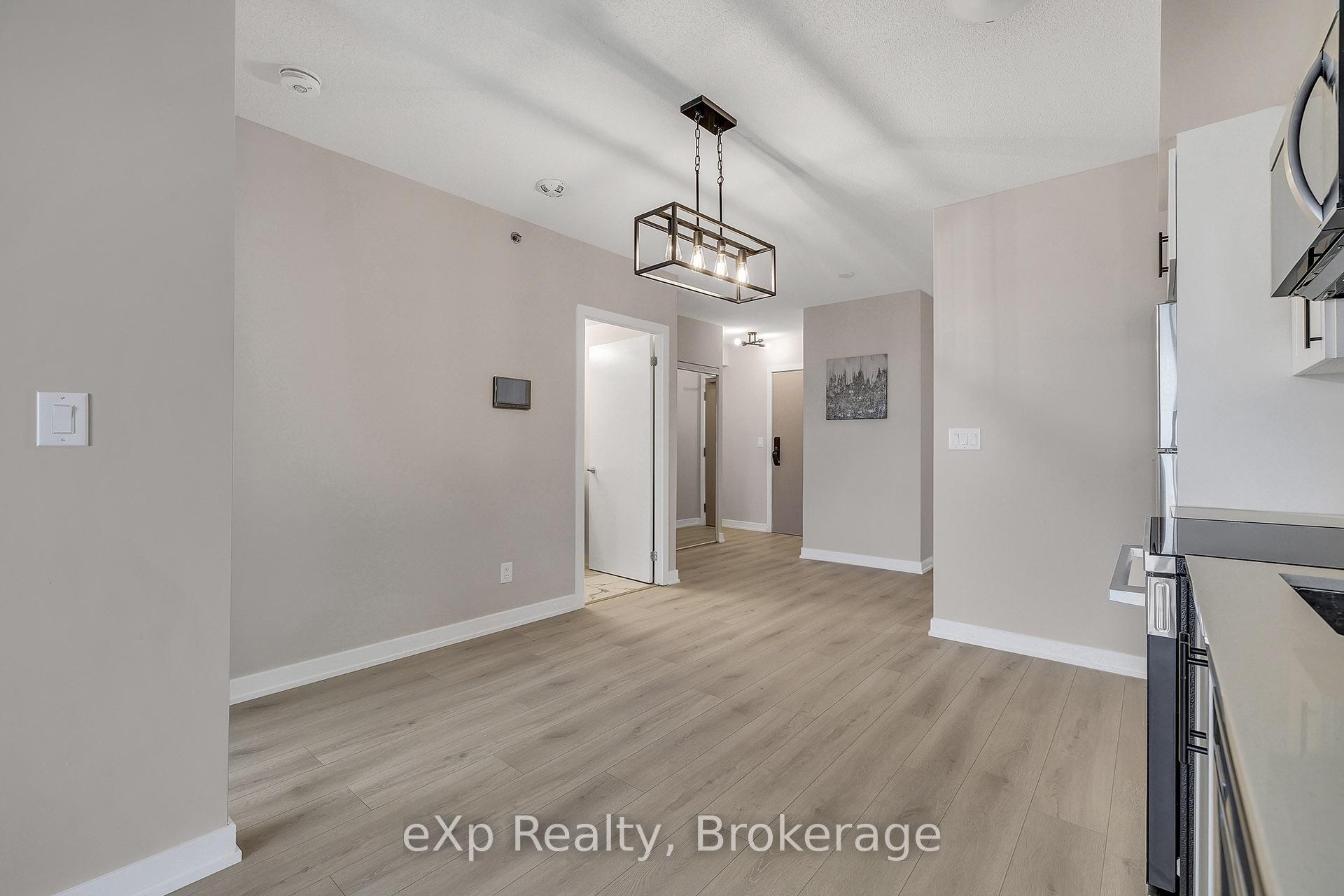 Photo 7 of Unit A614, 3210 Dakota Common, Burlington, Alton — HOMEH