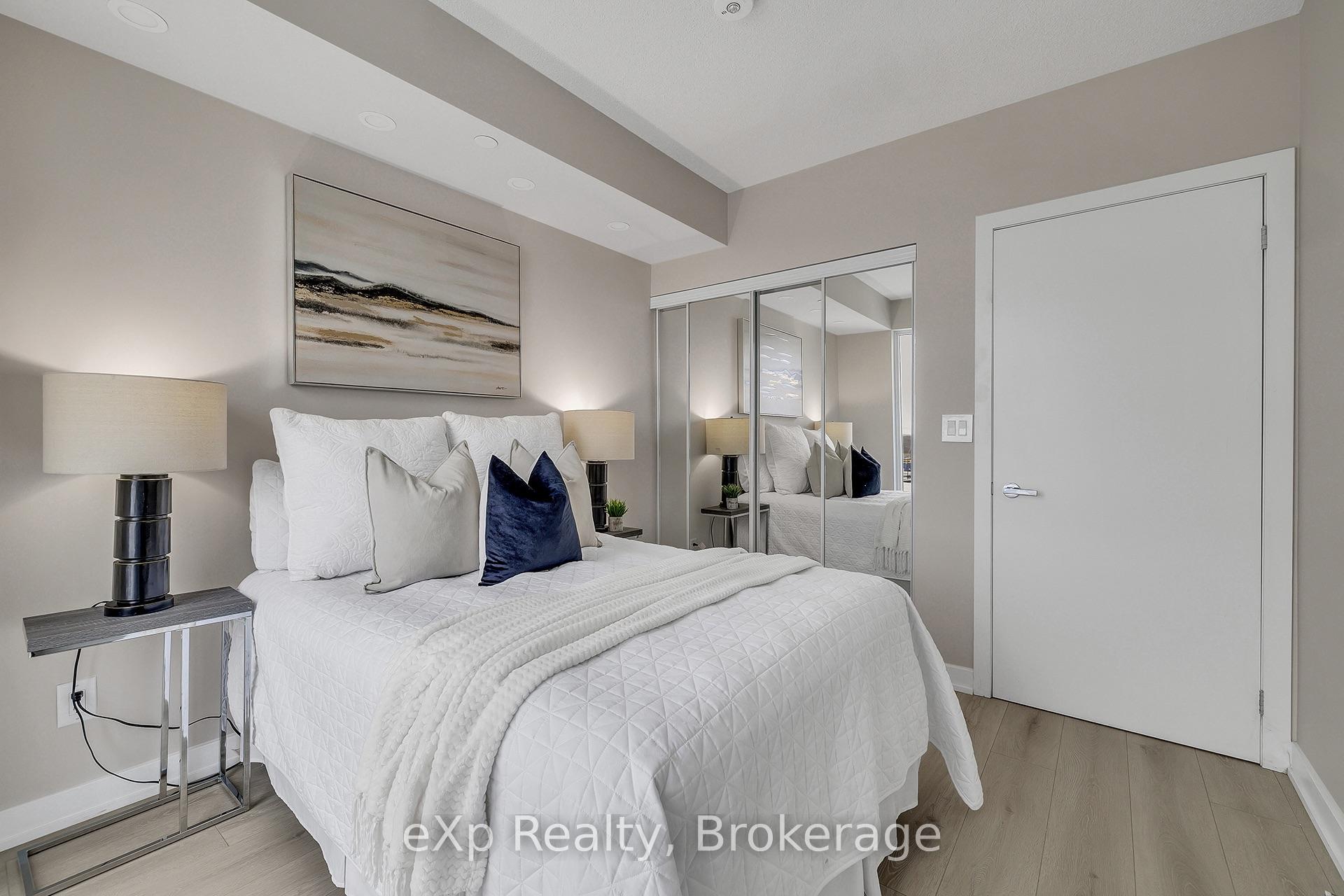 Photo 10 of Unit A614, 3210 Dakota Common, Burlington, Alton — HOMEH