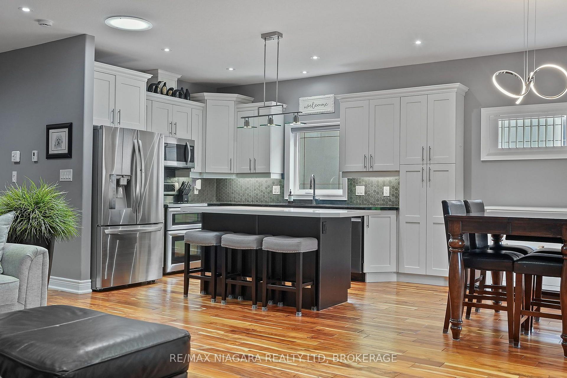 Photo 7 of 7245 Optimist Lane, Niagara Falls, Morrison — HOMEH