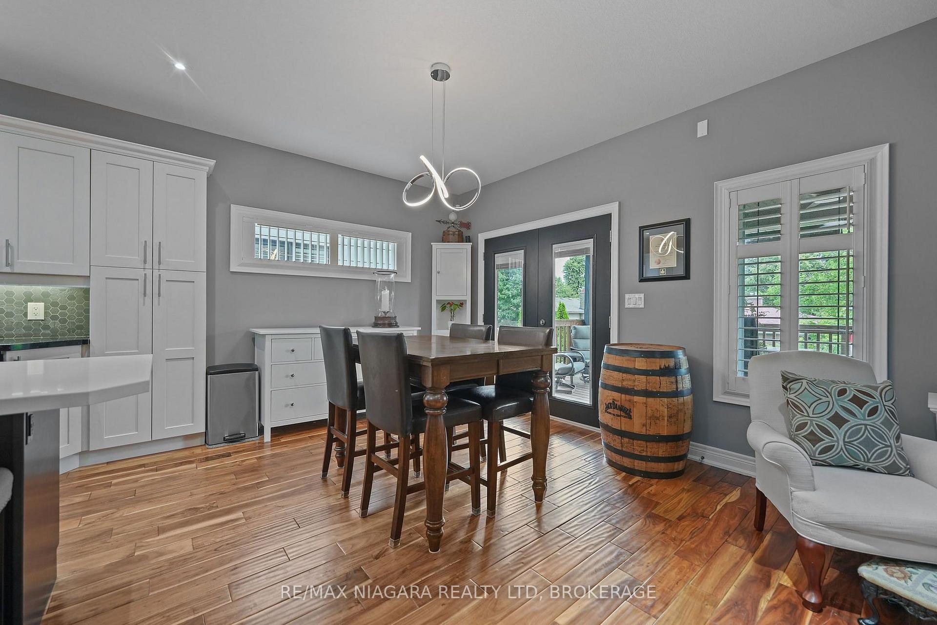 Photo 9 of 7245 Optimist Lane, Niagara Falls, Morrison — HOMEH