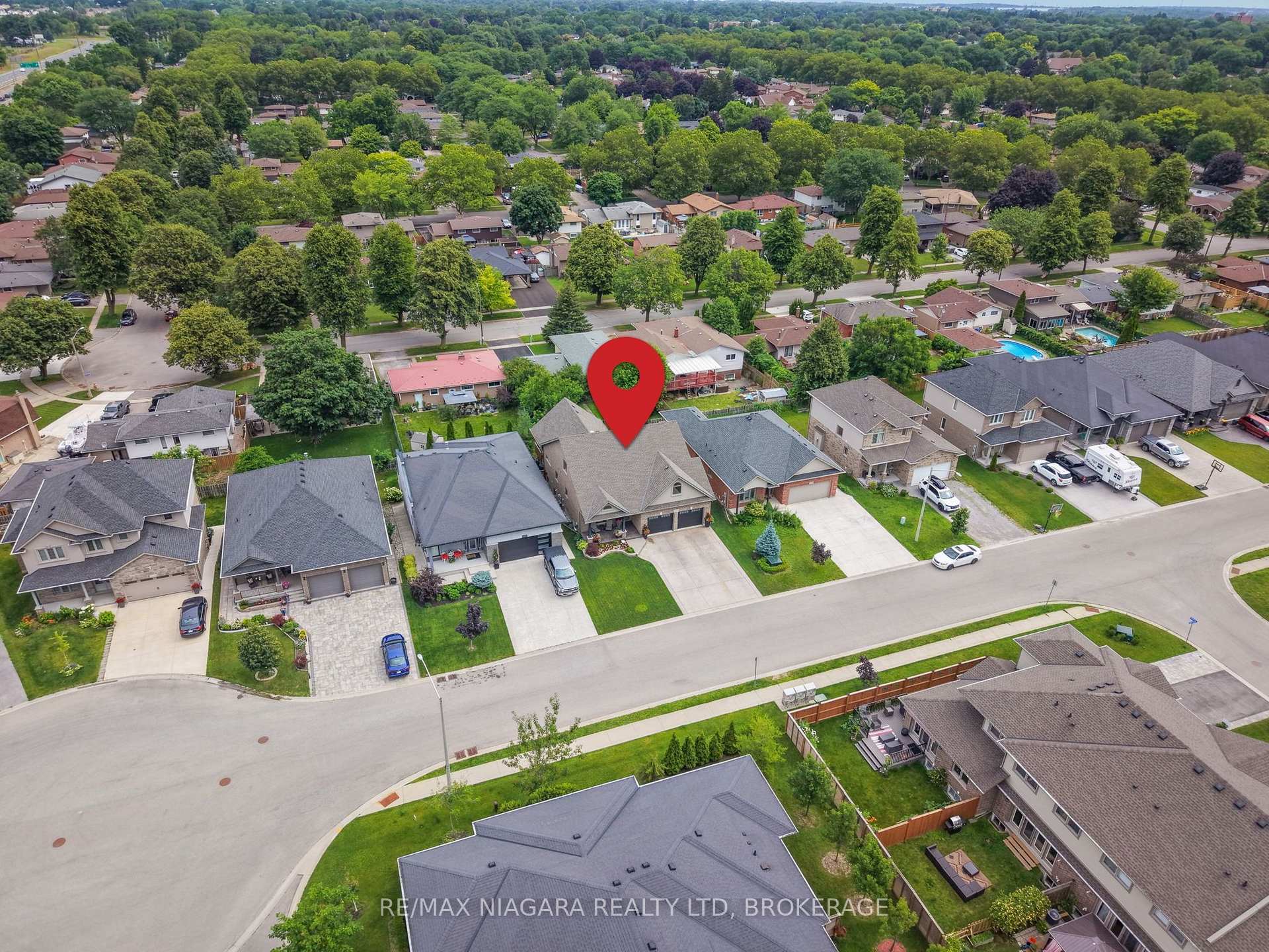Photo 40 of 7245 Optimist Lane, Niagara Falls, Morrison — HOMEH
