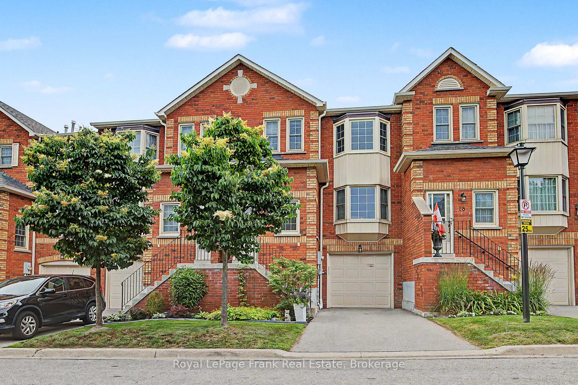 Photo 2 of Unit 20, 1610 Crawforth Street, Whitby, Blue Grass Meadows — HOMEH