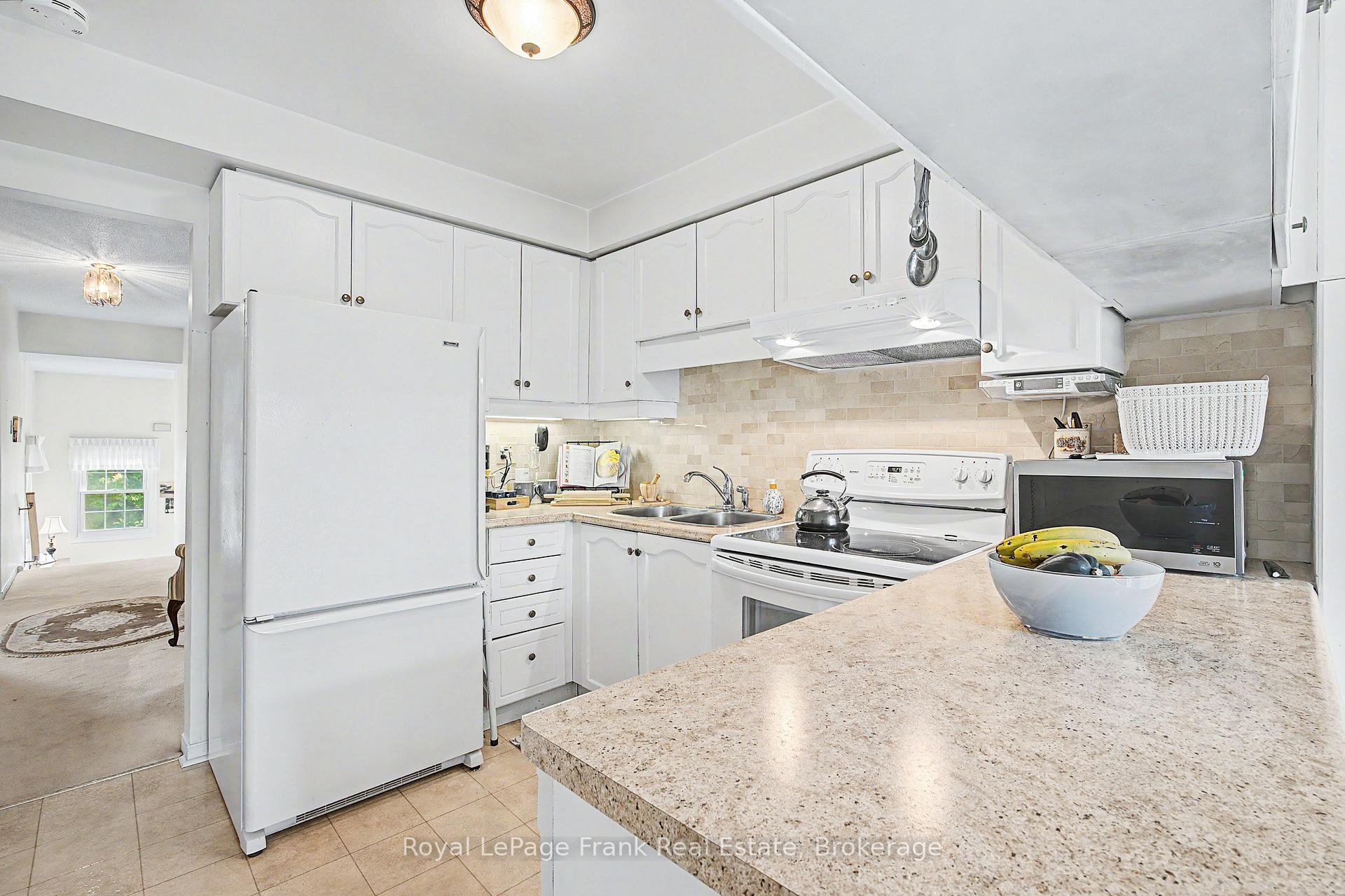 Photo 9 of Unit 20, 1610 Crawforth Street, Whitby, Blue Grass Meadows — HOMEH