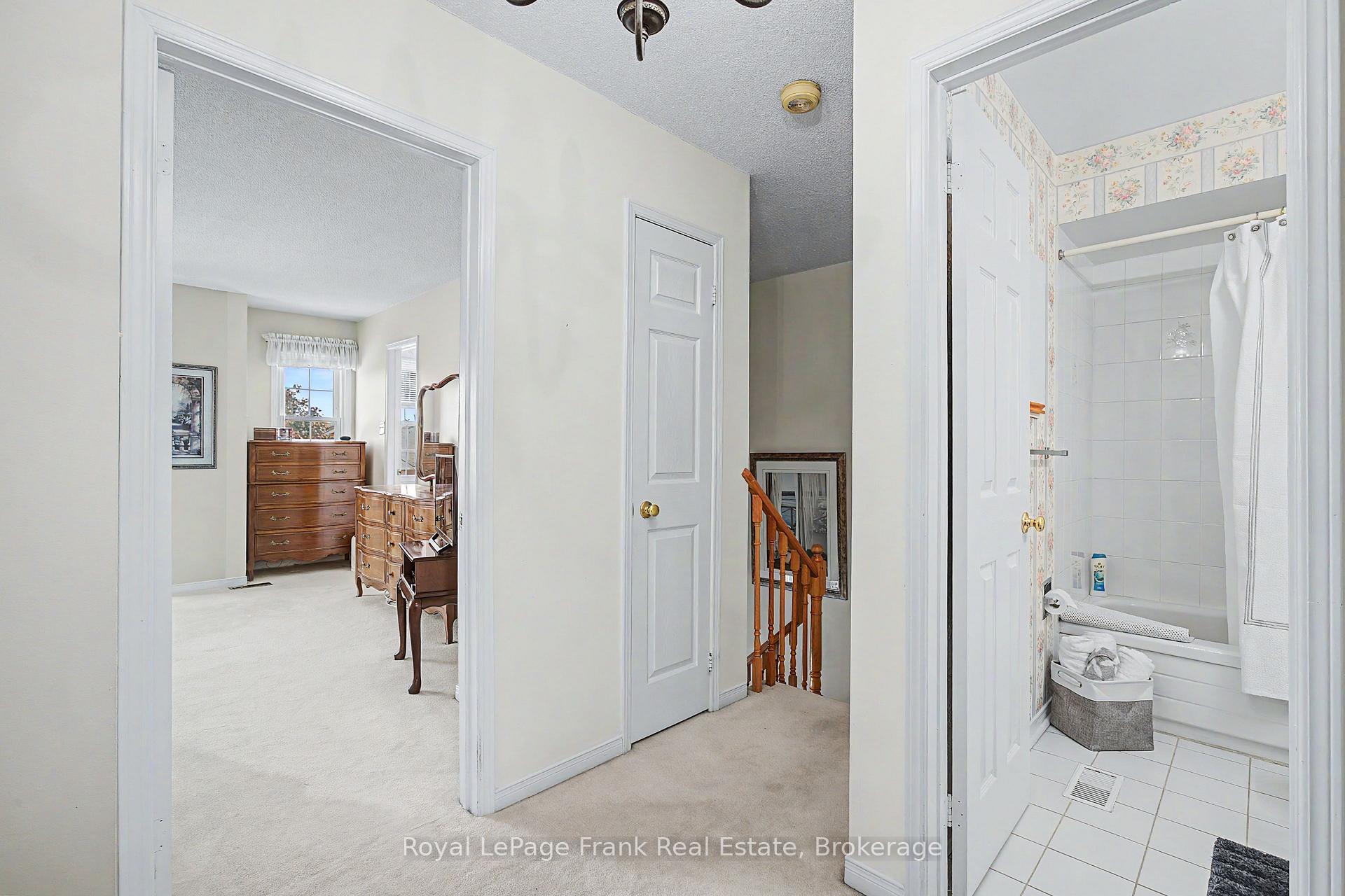 Photo 14 of Unit 20, 1610 Crawforth Street, Whitby, Blue Grass Meadows — HOMEH