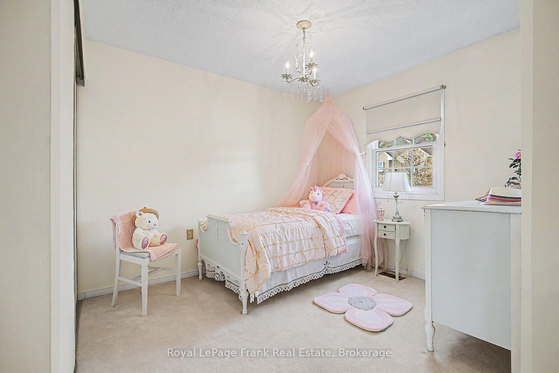Photo 21 of Unit 20, 1610 Crawforth Street, Whitby, Blue Grass Meadows — HOMEH