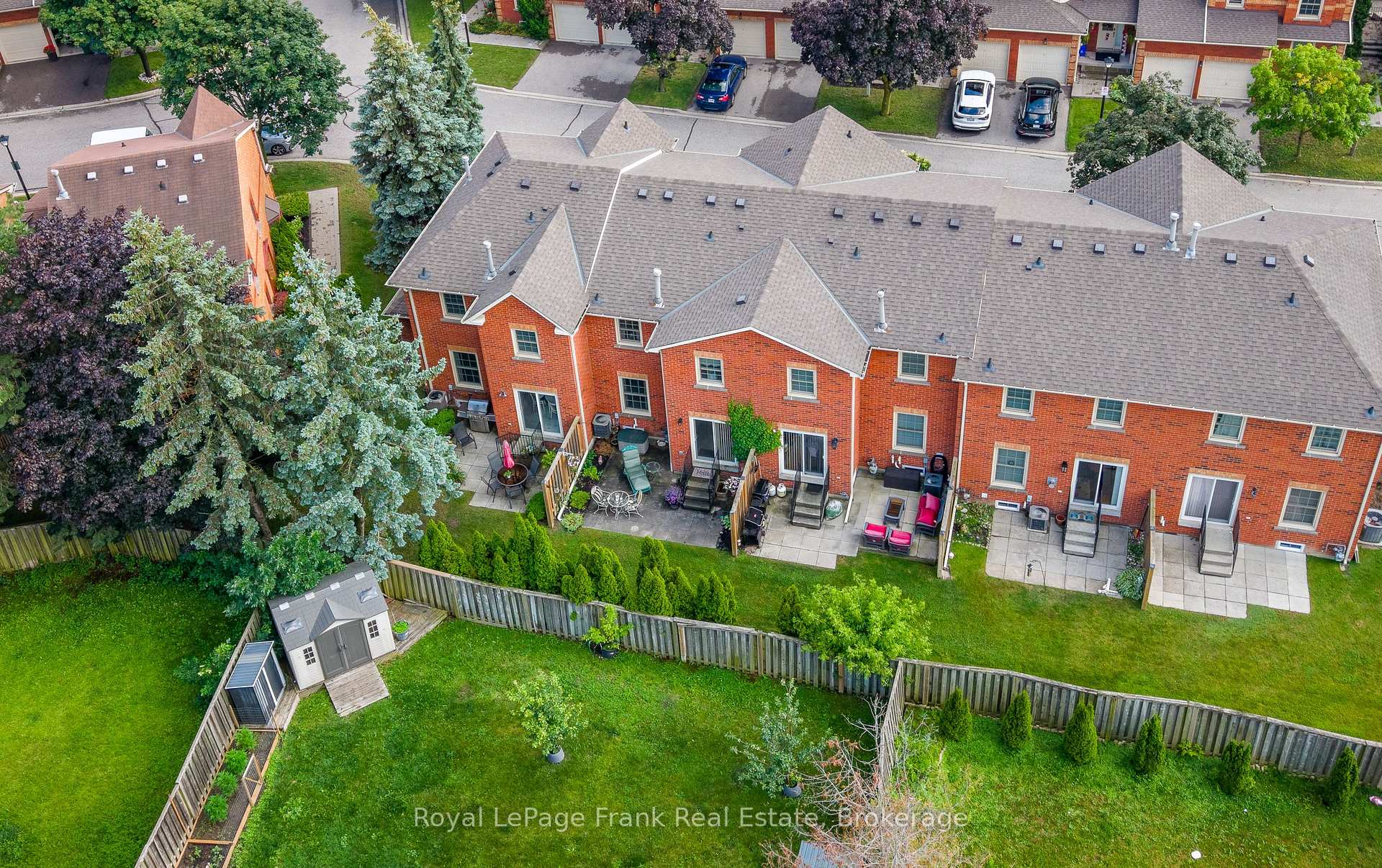 Photo 36 of Unit 20, 1610 Crawforth Street, Whitby, Blue Grass Meadows — HOMEH