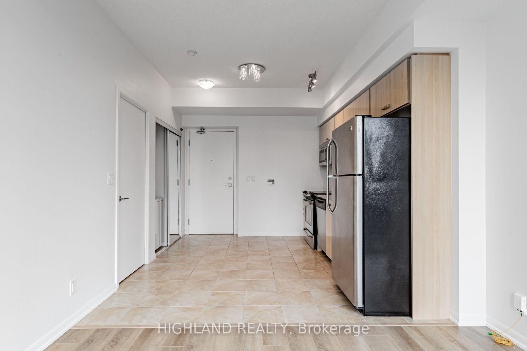 Photo 10 of Unit 2409, 832 Bay Street, Toronto, Bay Street Corridor — HOMEH