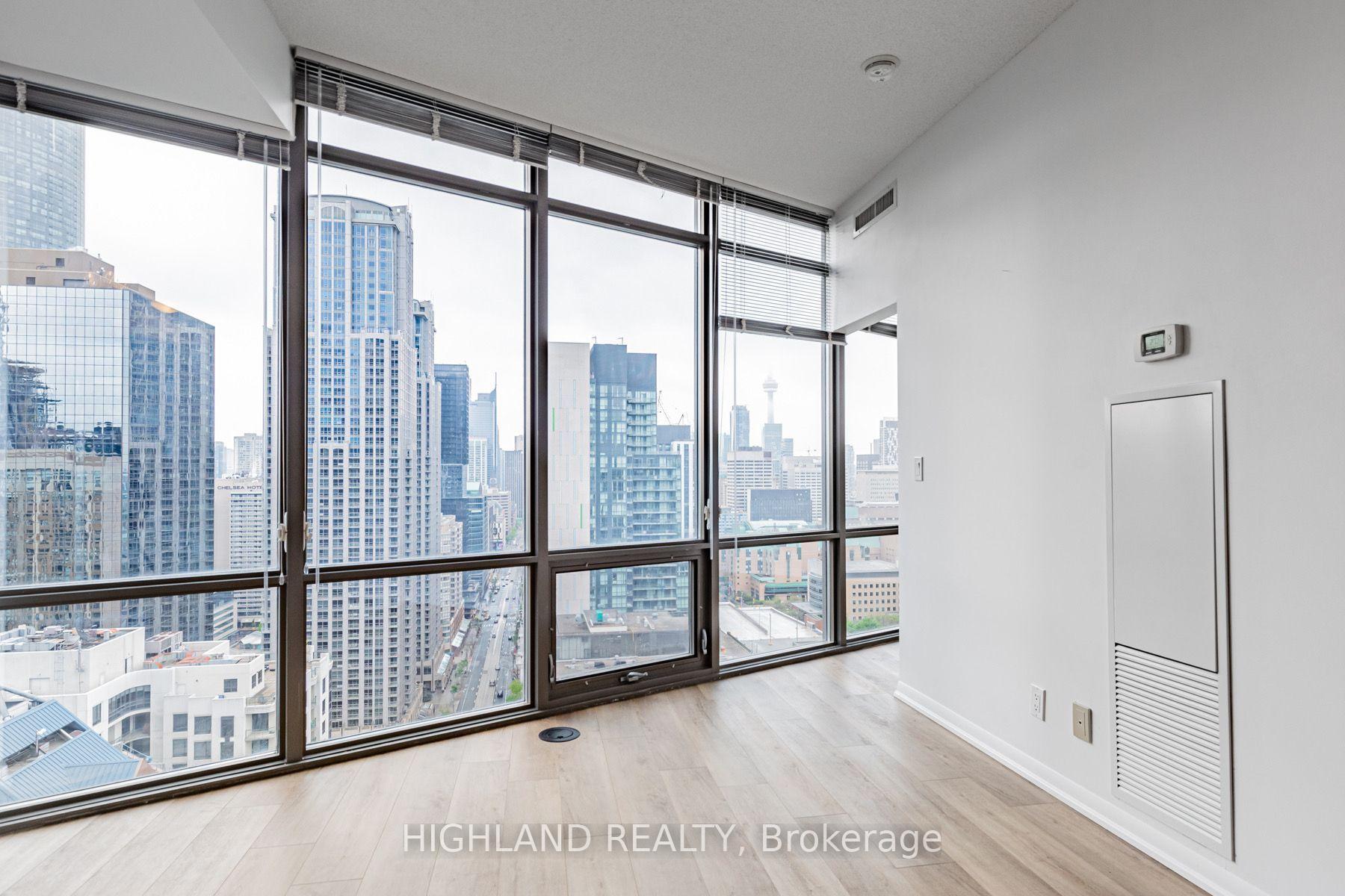 Photo 11 of Unit 2409, 832 Bay Street, Toronto, Bay Street Corridor — HOMEH