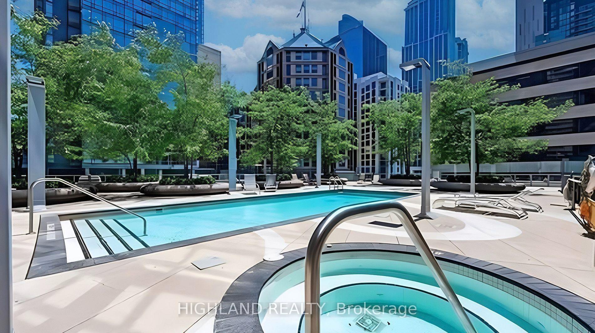 Photo 19 of Unit 2409, 832 Bay Street, Toronto, Bay Street Corridor — HOMEH