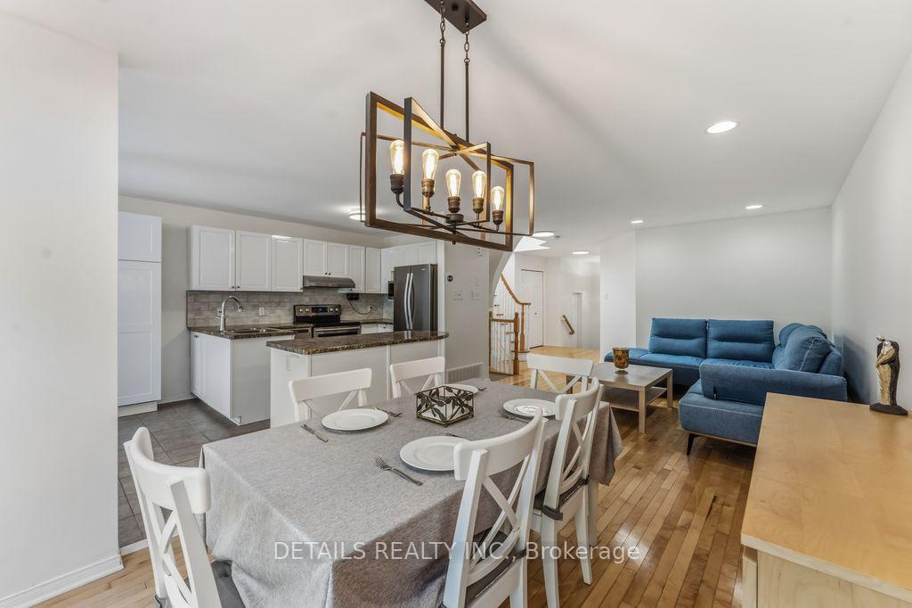 Photo 12 of 8 Wimbledon Way, Ottawa, Kanata - Morgan's Grant/South March — HOMEH