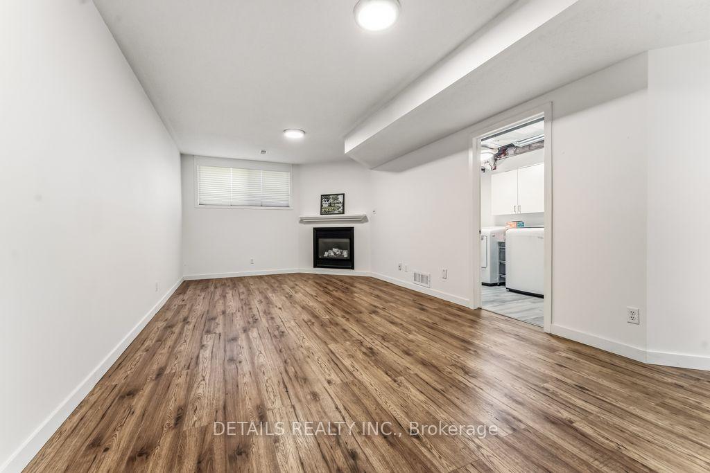 Photo 24 of 8 Wimbledon Way, Ottawa, Kanata - Morgan's Grant/South March — HOMEH