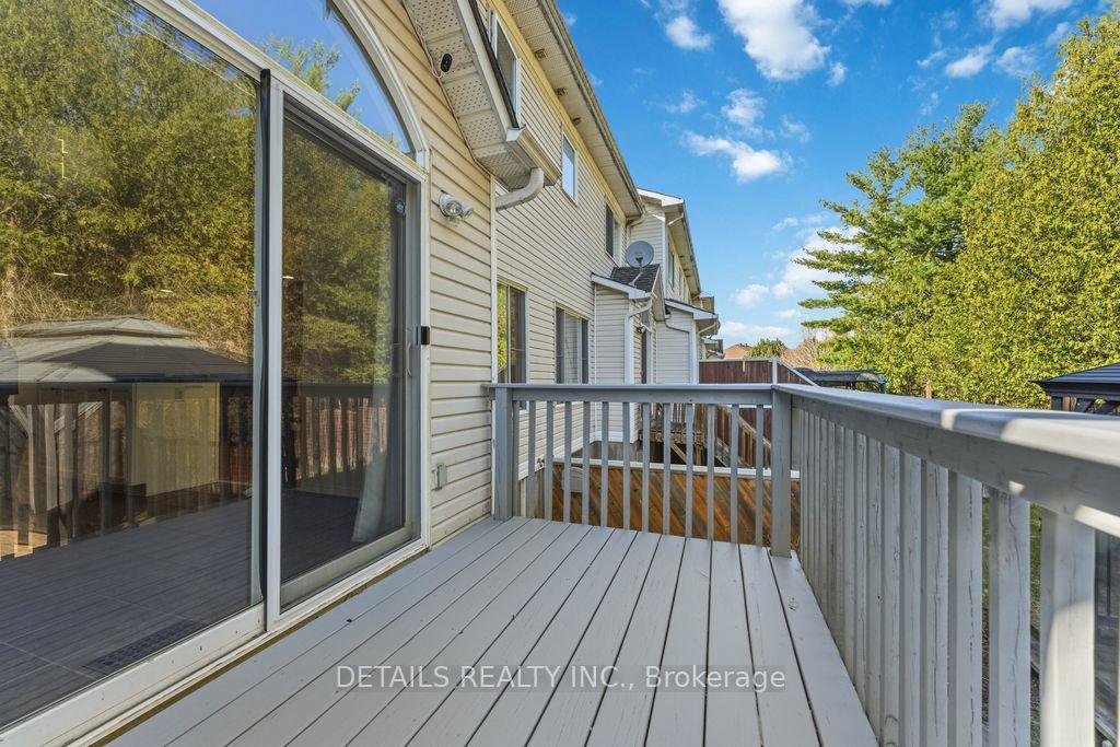 Photo 27 of 8 Wimbledon Way, Ottawa, Kanata - Morgan's Grant/South March — HOMEH
