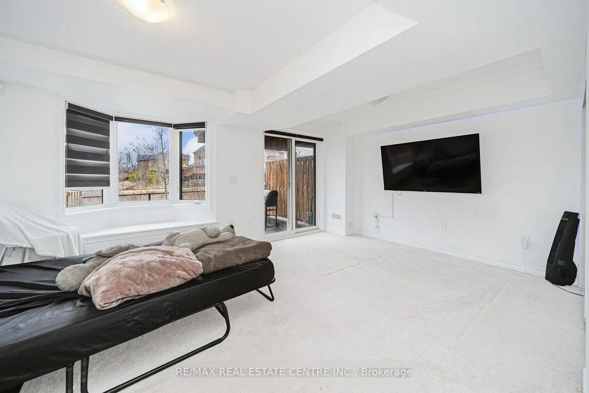 Photo 24 of Unit 72, 50 Edinburgh Drive, Brampton, Bram West — HOMEH