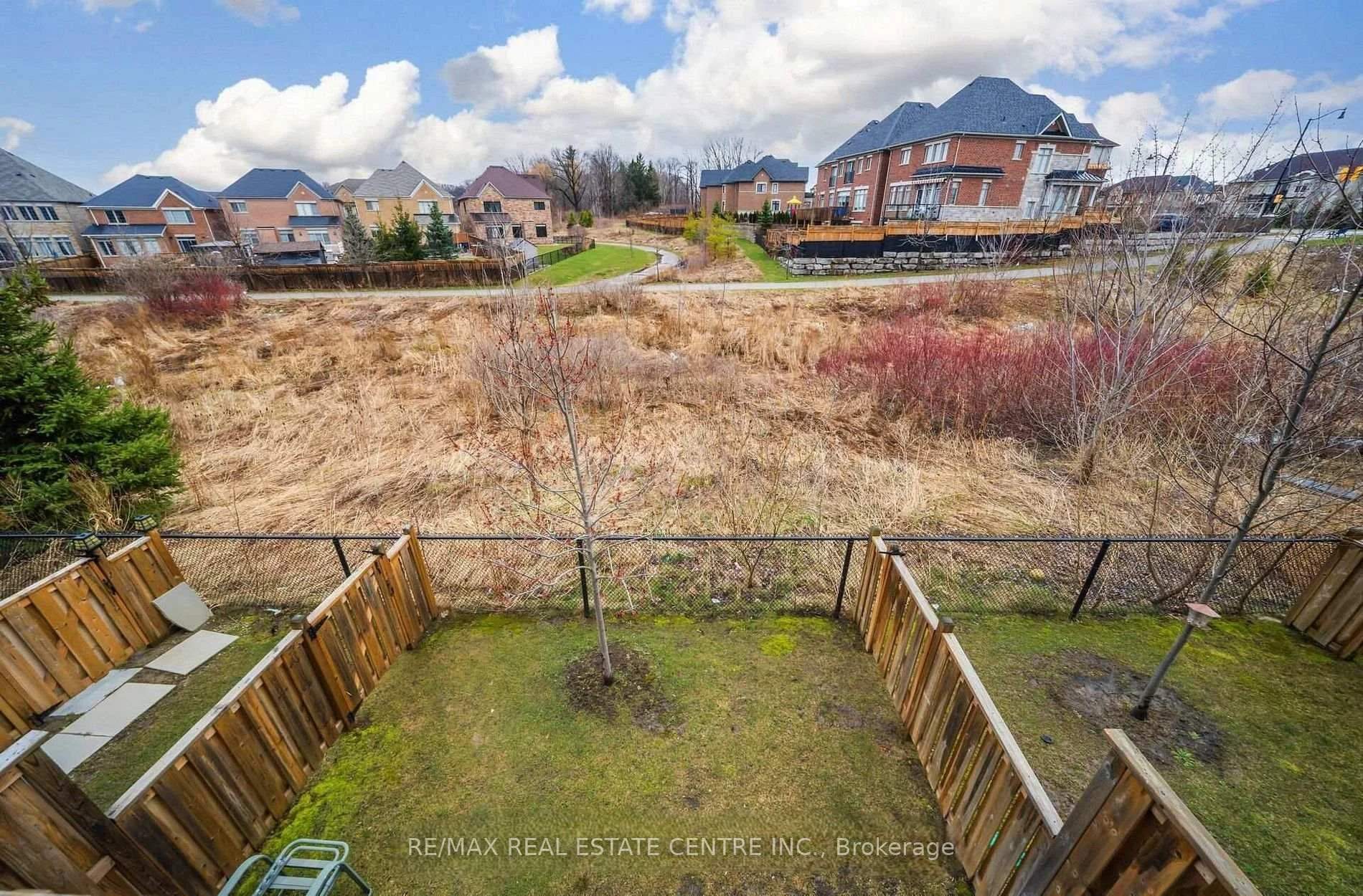 Photo 28 of Unit 72, 50 Edinburgh Drive, Brampton, Bram West — HOMEH