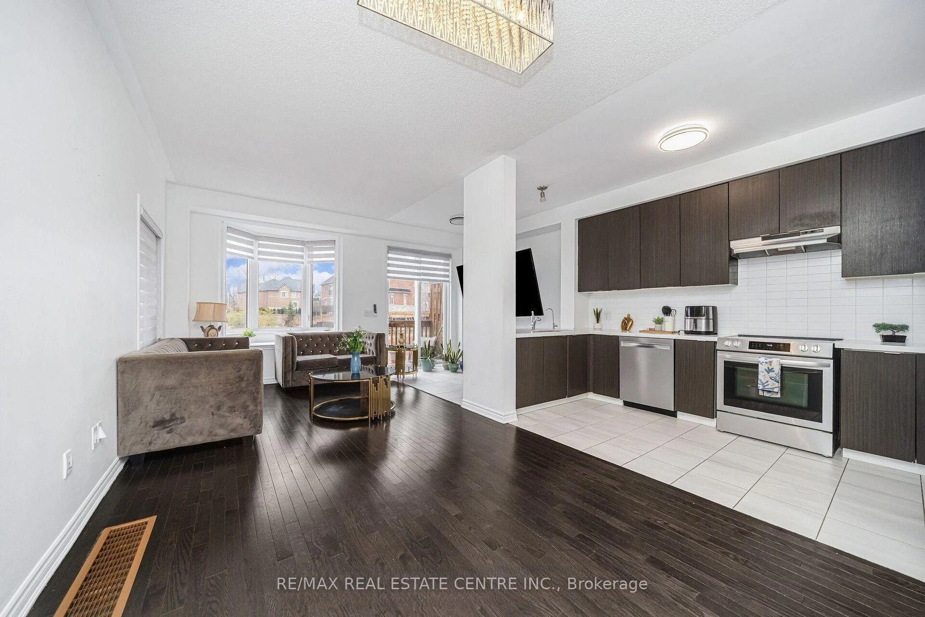 Photo 38 of Unit 72, 50 Edinburgh Drive, Brampton, Bram West — HOMEH