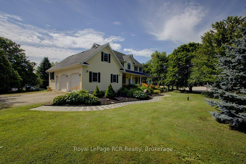 Photo 4 of 2020 John Street, Howick — HOMEH