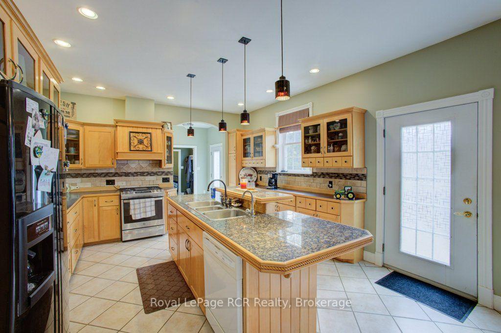 Photo 19 of 2020 John Street, Howick — HOMEH