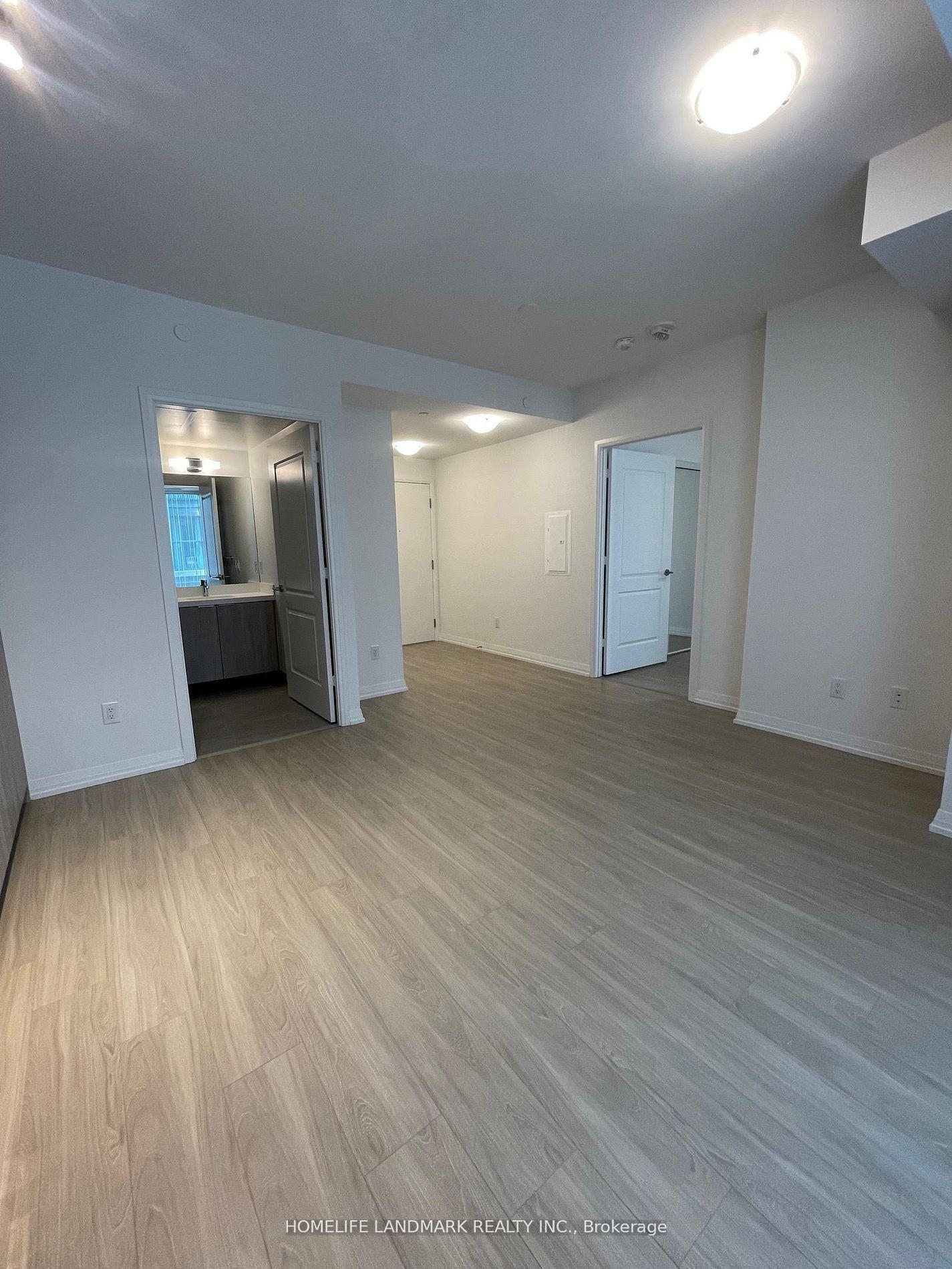 Photo 4 of Unit 1002, 8 Widmer Street, Toronto, Waterfront Communities — HOMEH