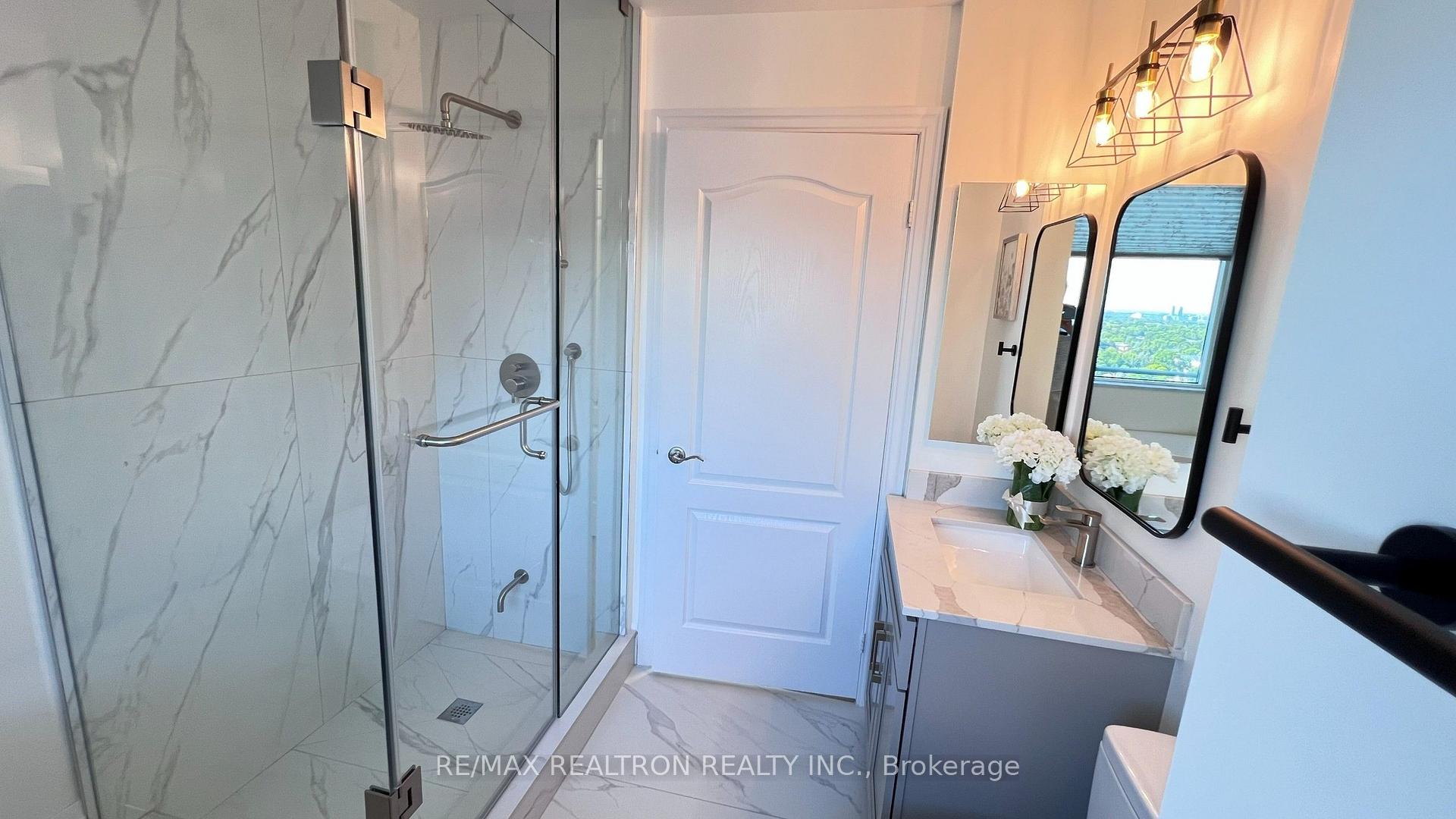 Photo 17 of Unit PH02, 188 Doris Avenue, North York, Willowdale East — HOMEH