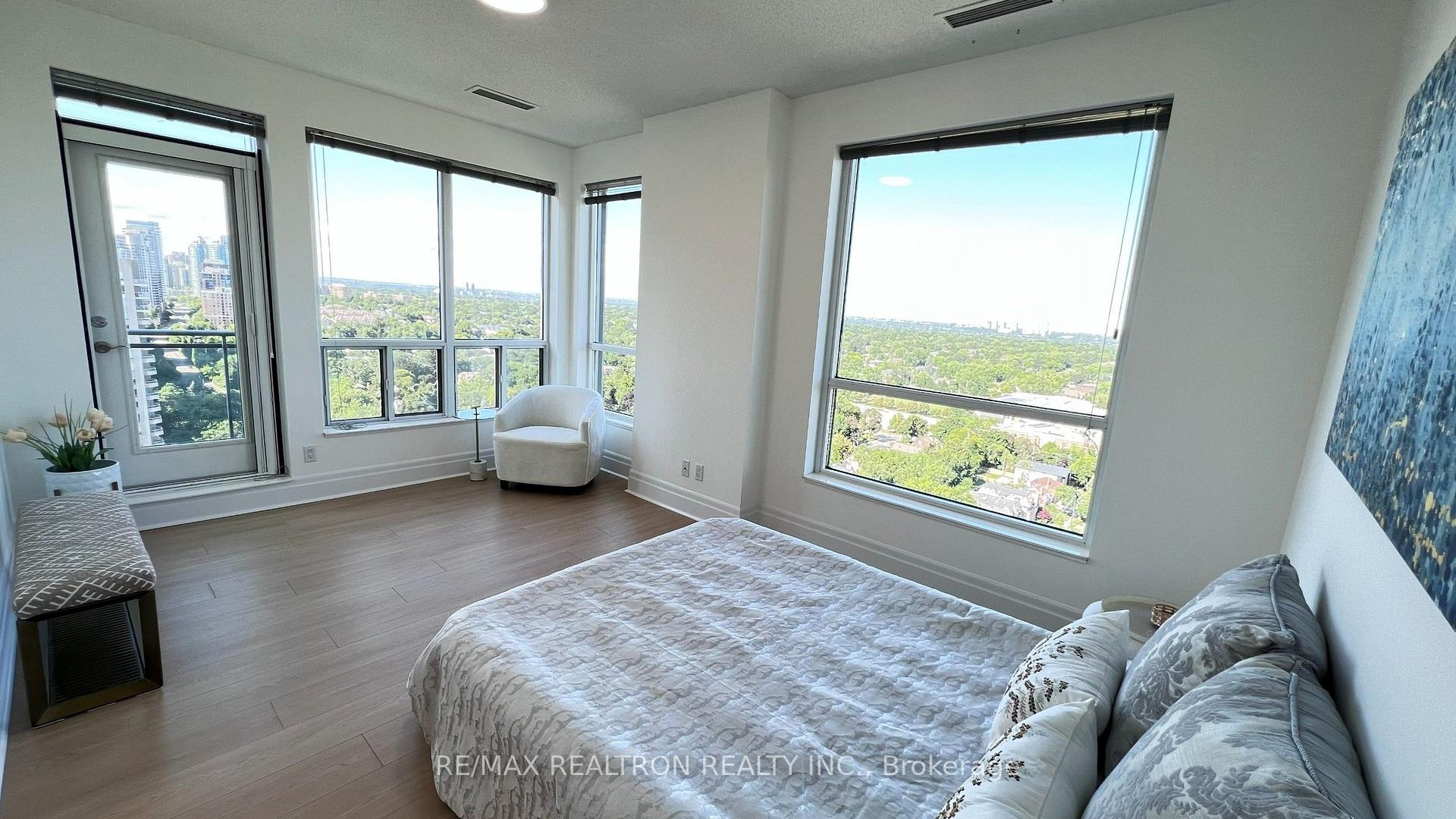 Photo 18 of Unit PH02, 188 Doris Avenue, North York, Willowdale East — HOMEH