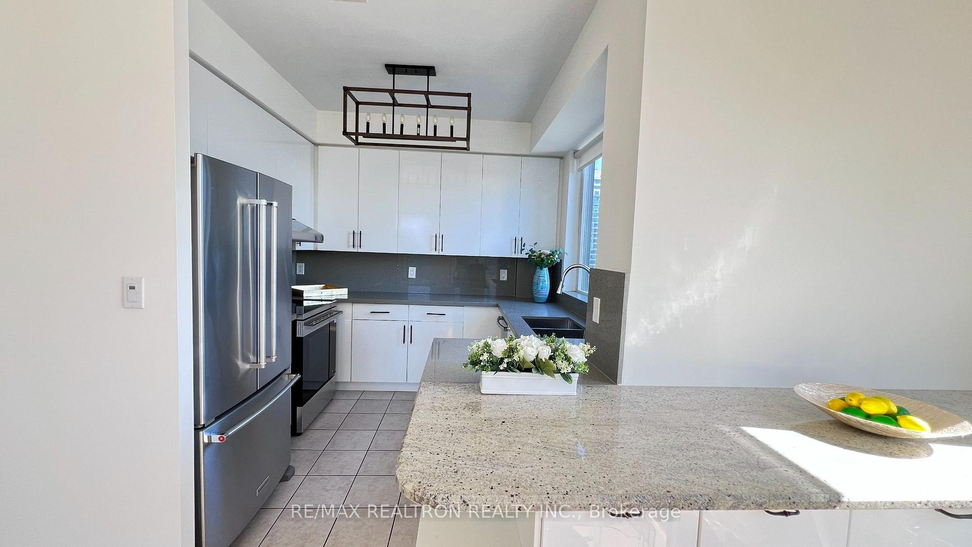 Photo 35 of Unit PH02, 188 Doris Avenue, North York, Willowdale East — HOMEH