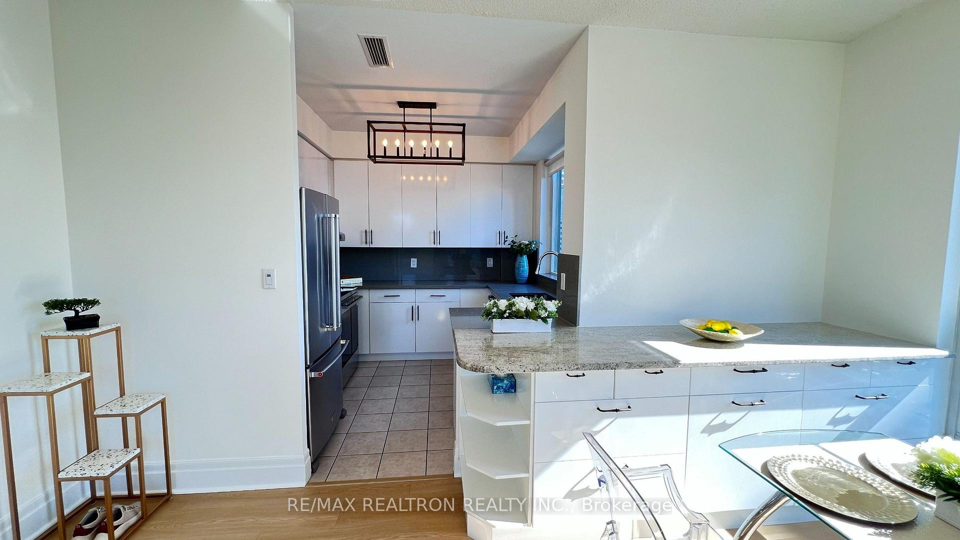 Photo 37 of Unit PH02, 188 Doris Avenue, North York, Willowdale East — HOMEH