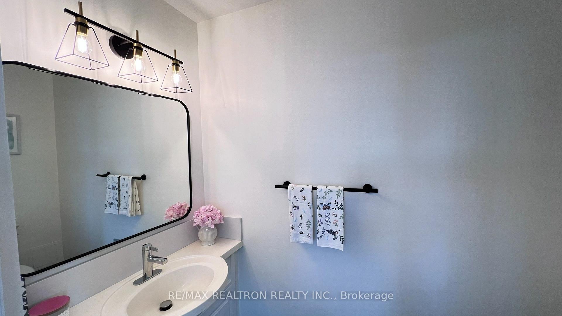 Photo 43 of Unit PH02, 188 Doris Avenue, North York, Willowdale East — HOMEH