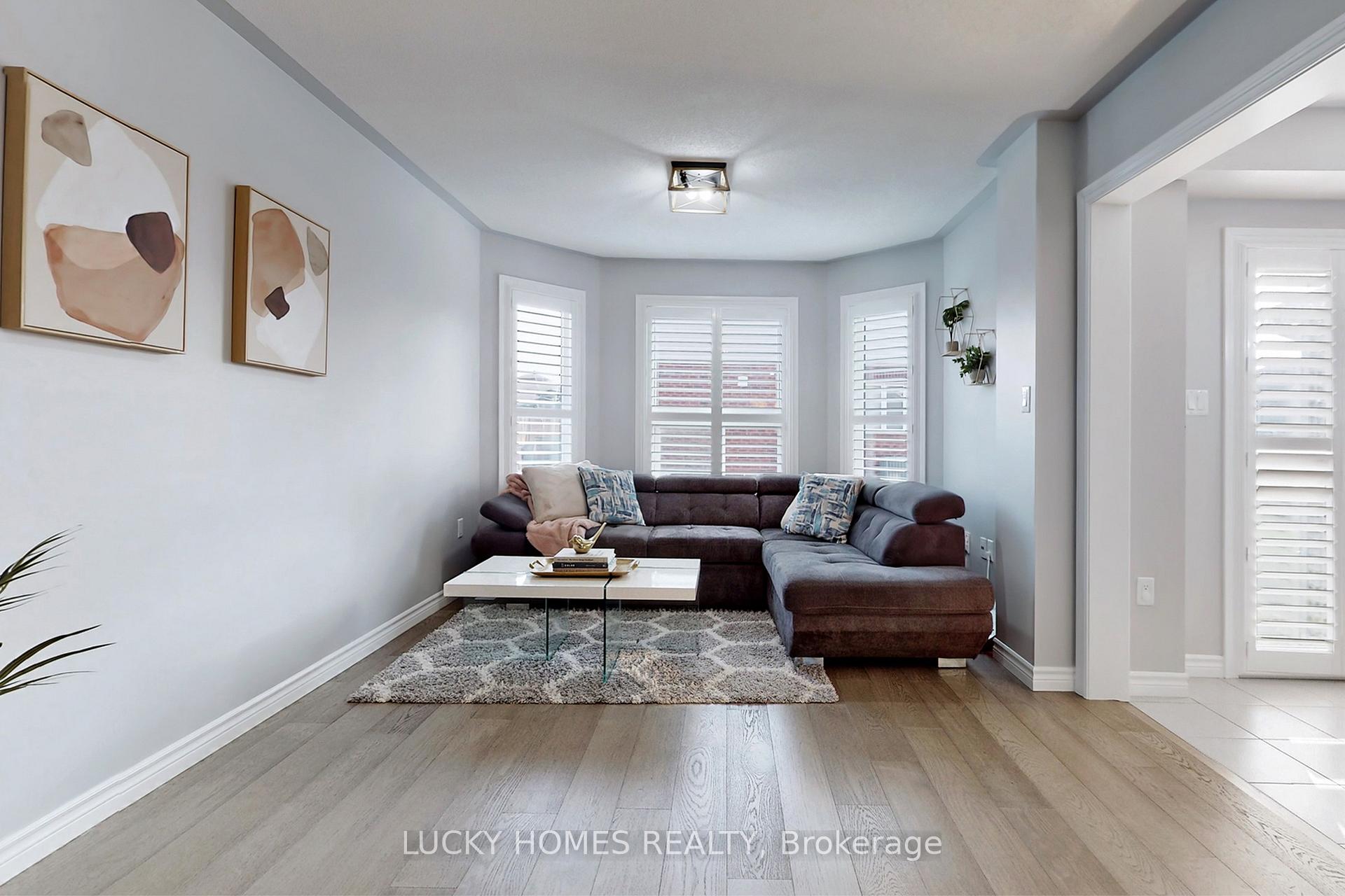Photo 19 of 1502 Dunedin Crescent, Oshawa, Taunton — HOMEH