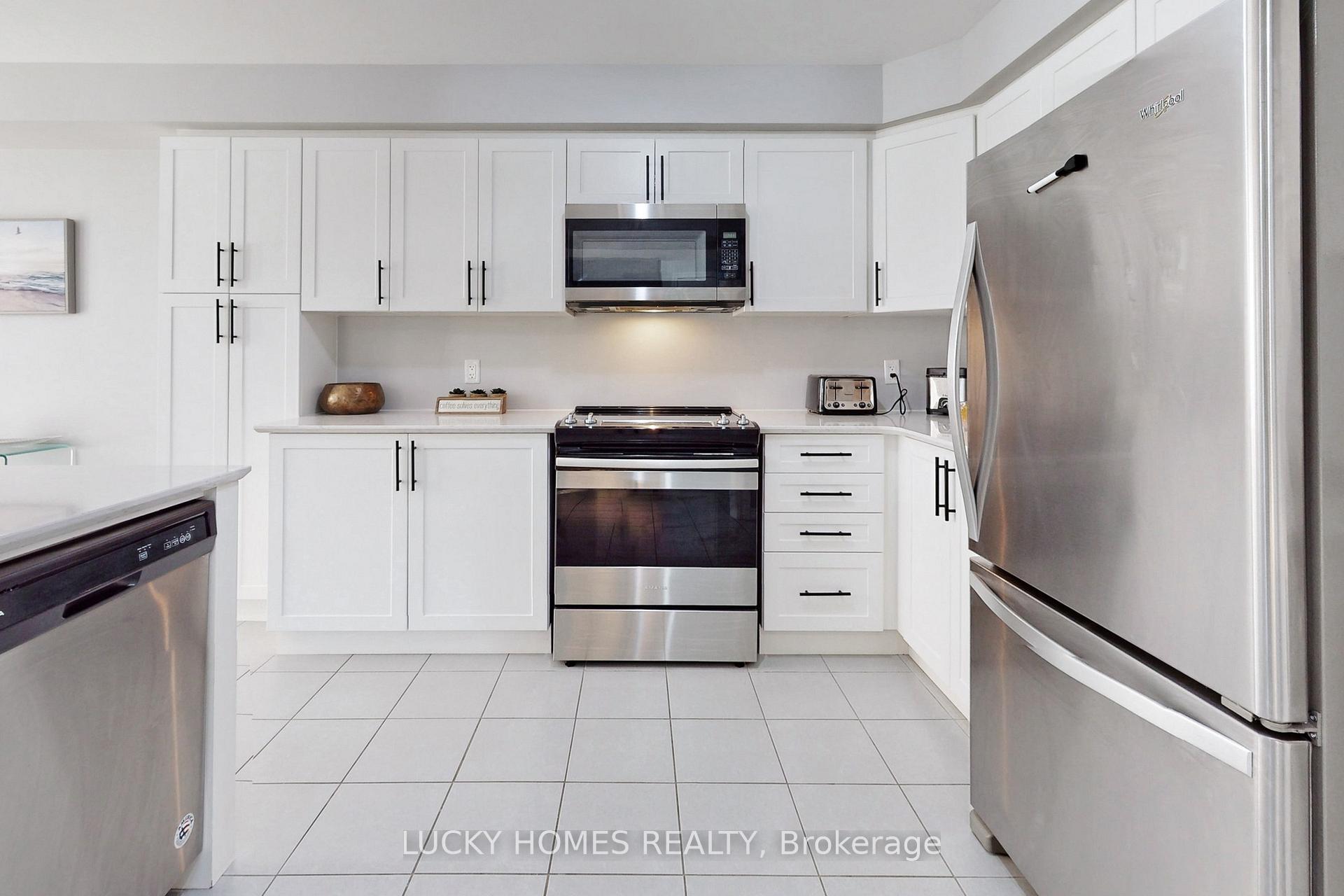 Photo 23 of 1502 Dunedin Crescent, Oshawa, Taunton — HOMEH