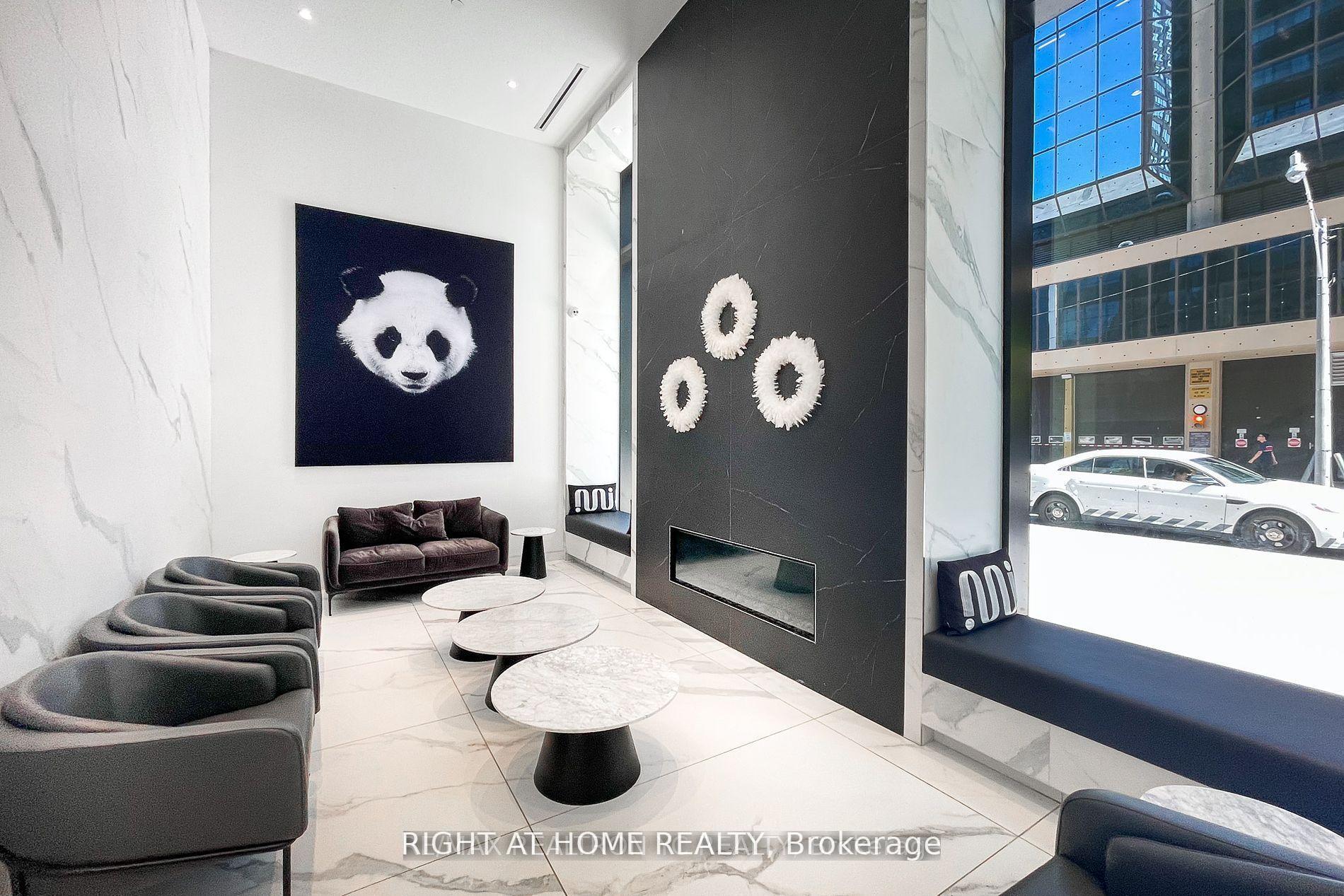 Photo 7 of Unit 1917, 20 Edward Street, Toronto, Bay Street Corridor — HOMEH
