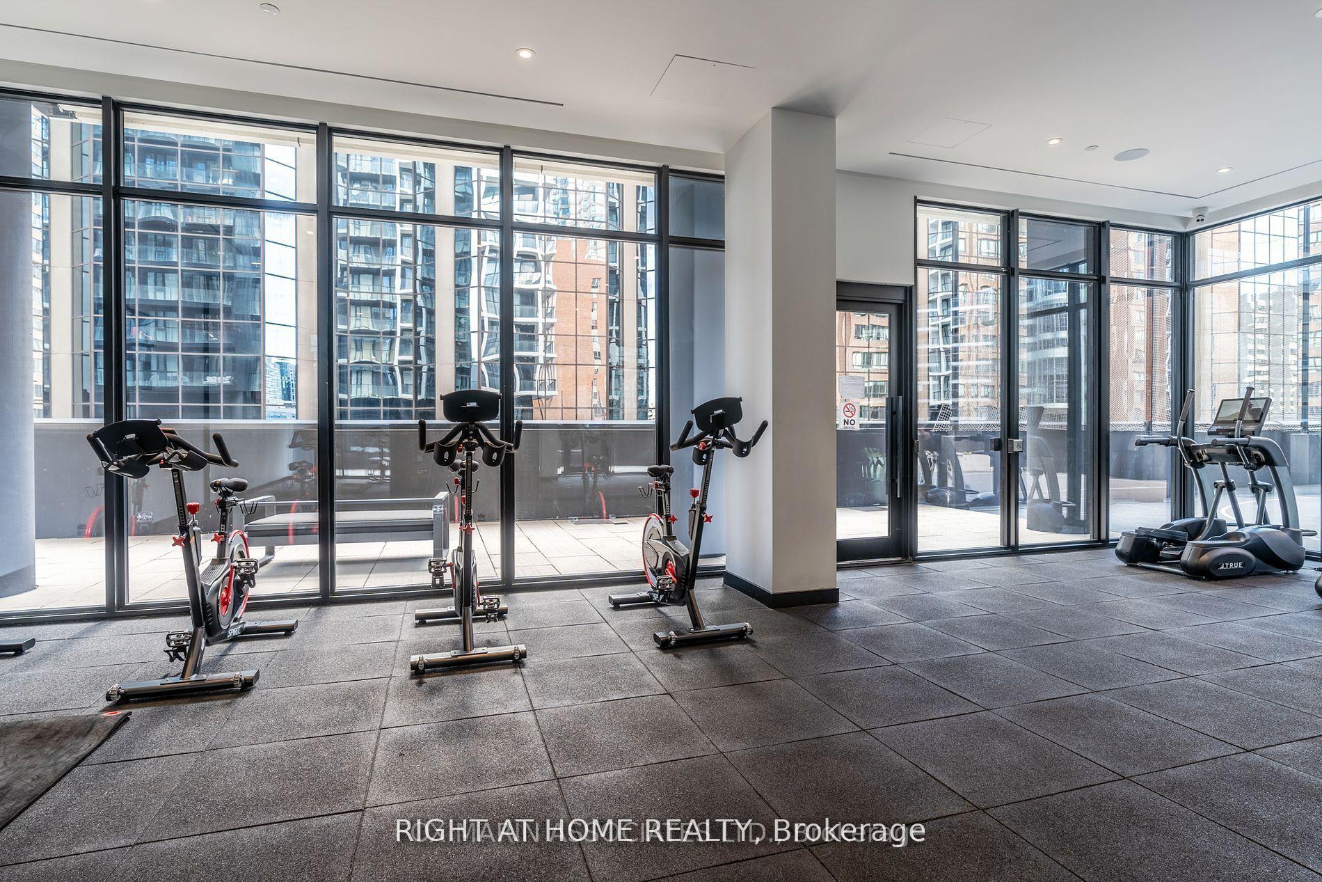 Photo 8 of Unit 1917, 20 Edward Street, Toronto, Bay Street Corridor — HOMEH