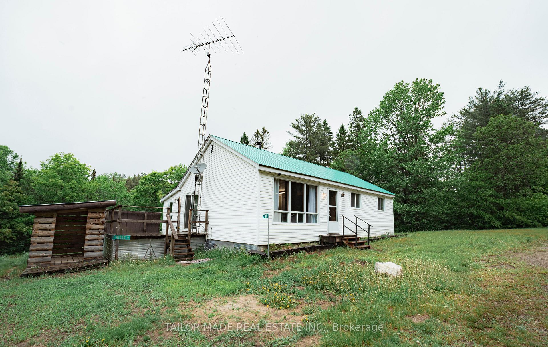 Photo 12 of 788 Bothams Road, Magnetawan, Spence — HOMEH