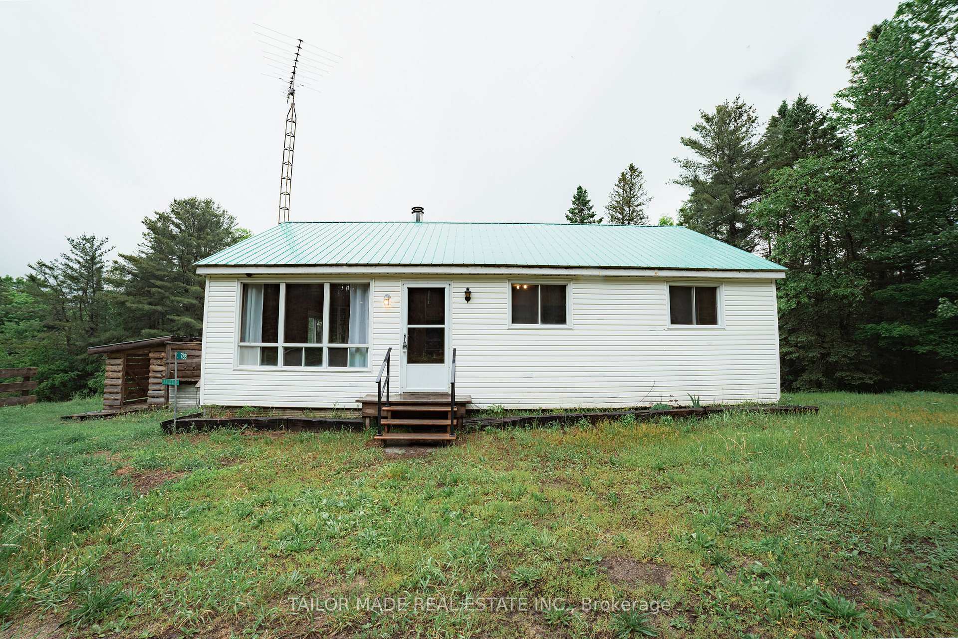 Photo 13 of 788 Bothams Road, Magnetawan, Spence — HOMEH