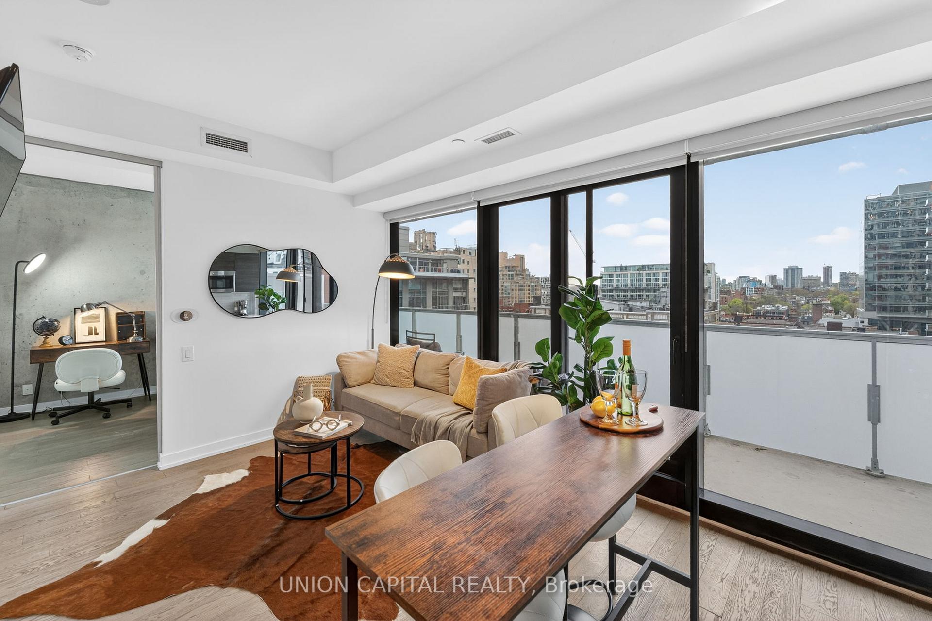 Photo 6 of Unit 1004, 11 Charlotte Street, Toronto, Waterfront Communities — HOMEH