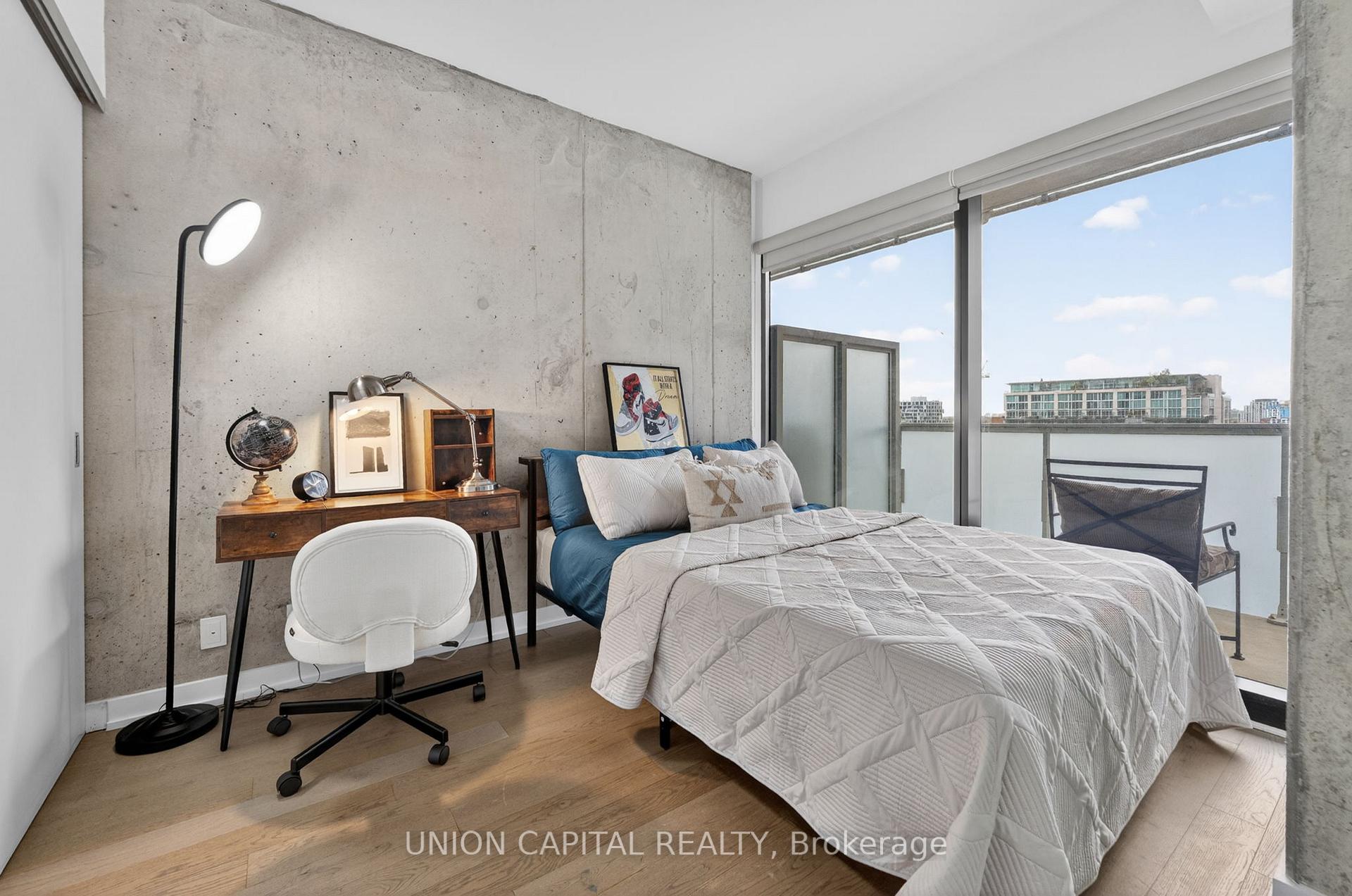 Photo 12 of Unit 1004, 11 Charlotte Street, Toronto, Waterfront Communities — HOMEH