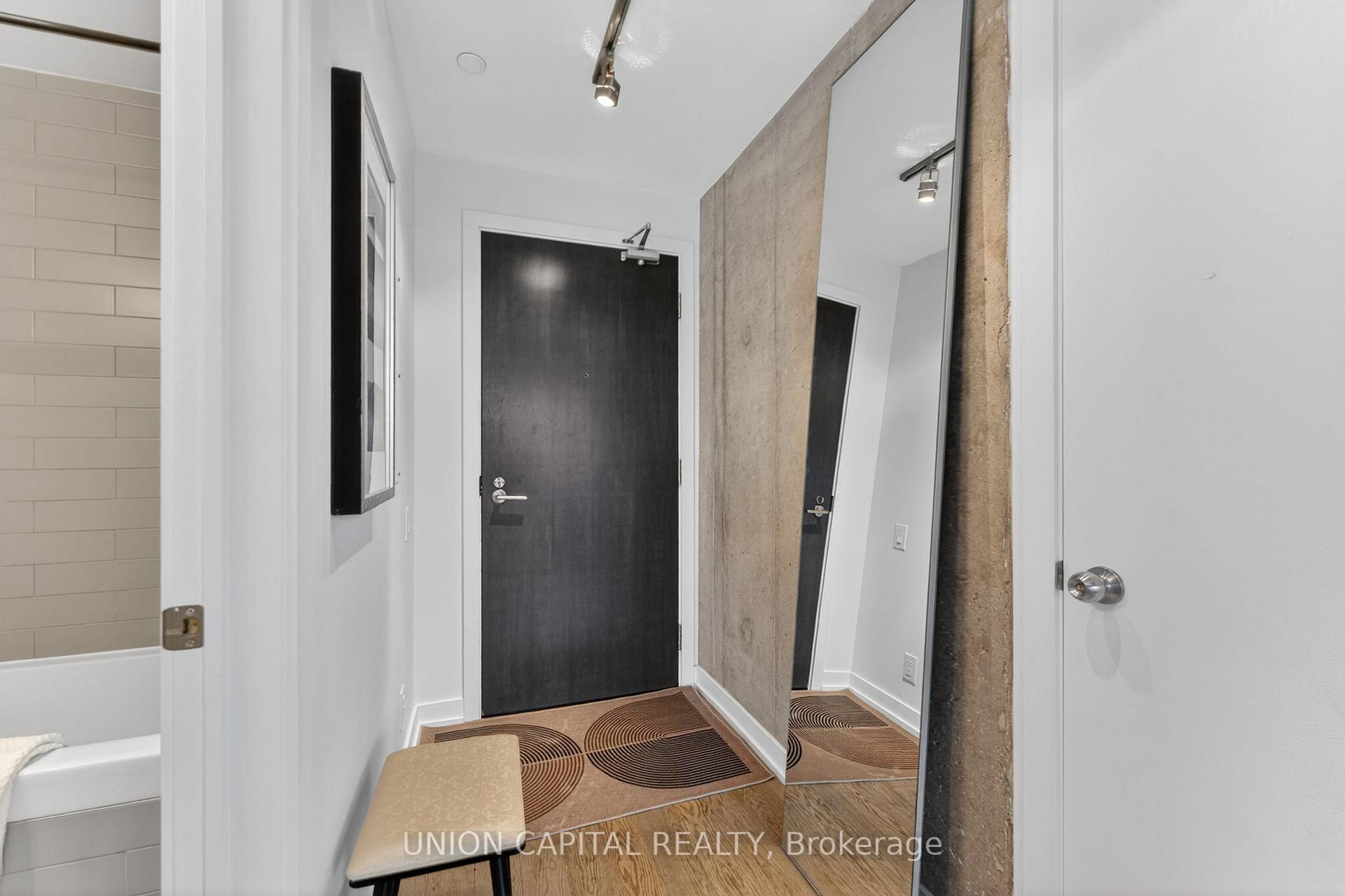 Photo 18 of Unit 1004, 11 Charlotte Street, Toronto, Waterfront Communities — HOMEH