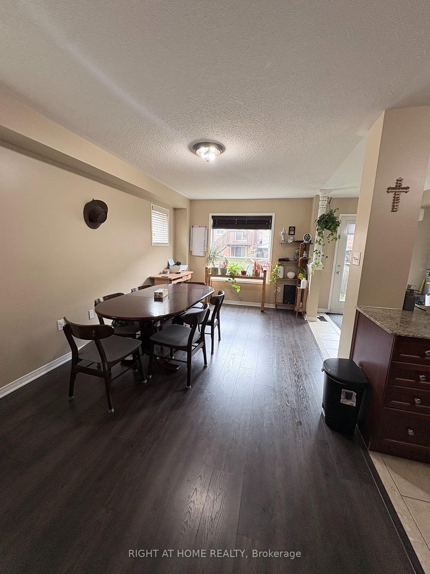 Photo 7 of 26 Atlantis Drive, Whitby, Blue Grass Meadows — HOMEH