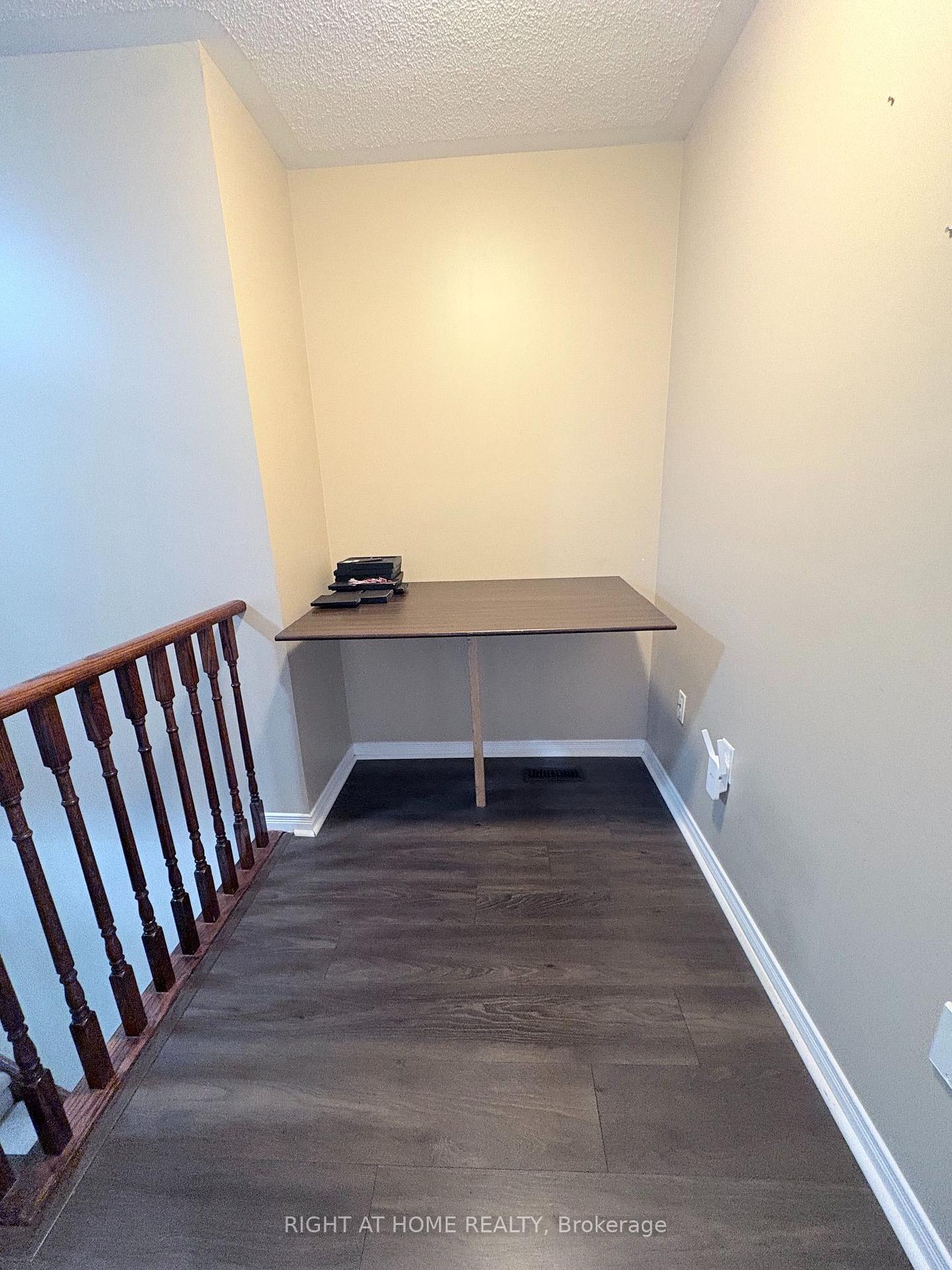 Photo 9 of 26 Atlantis Drive, Whitby, Blue Grass Meadows — HOMEH