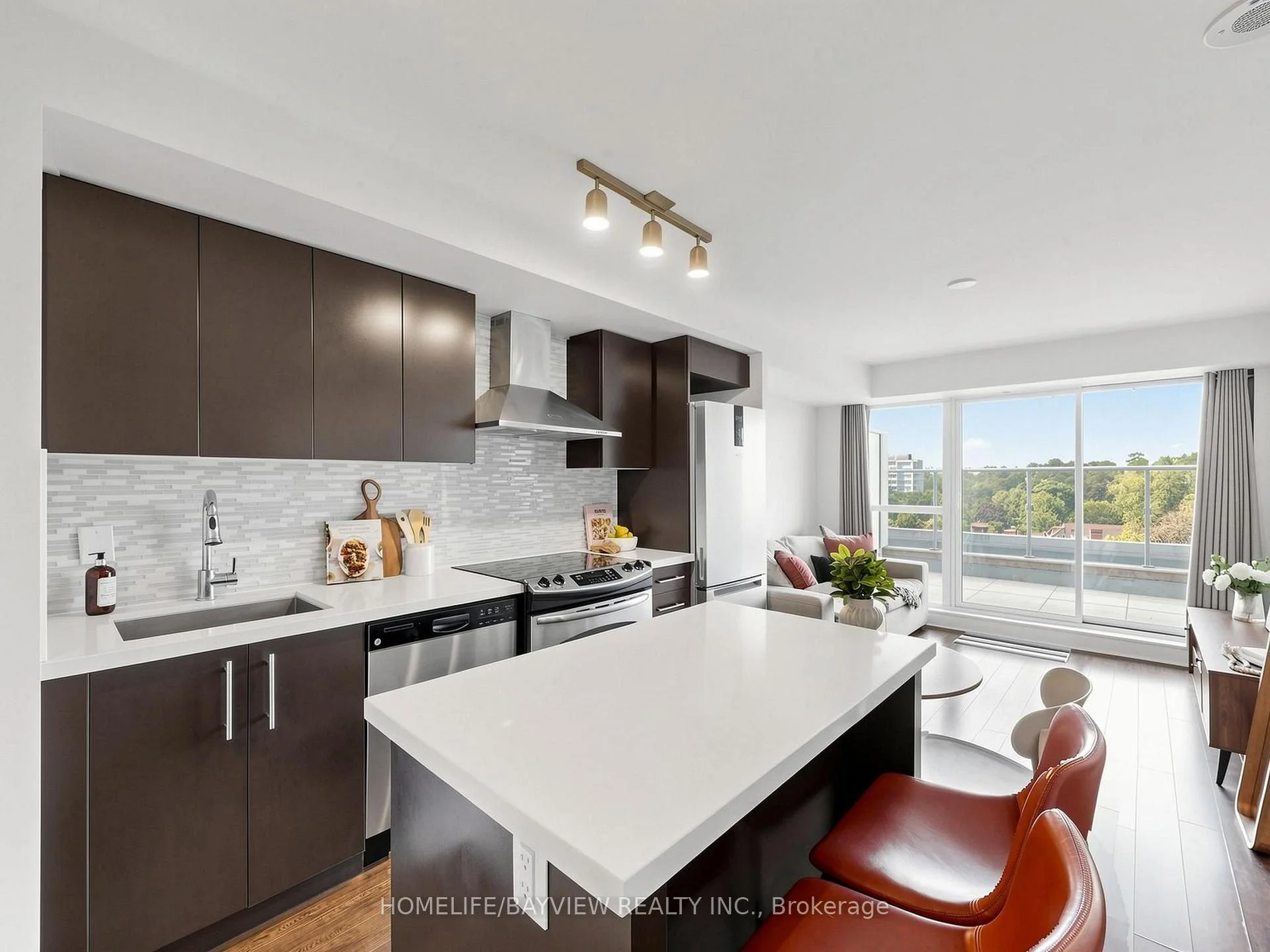Photo 6 of Unit 511, 58 Orchard View Boulevard, Toronto, Yonge-Eglinton — HOMEH