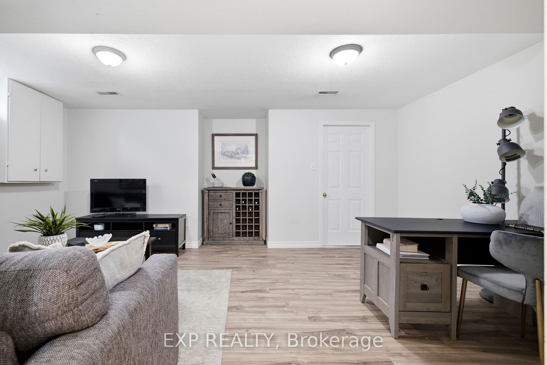 Photo 21 of 704 Jacob Lane, Waterloo, Conservation Meadows — HOMEH