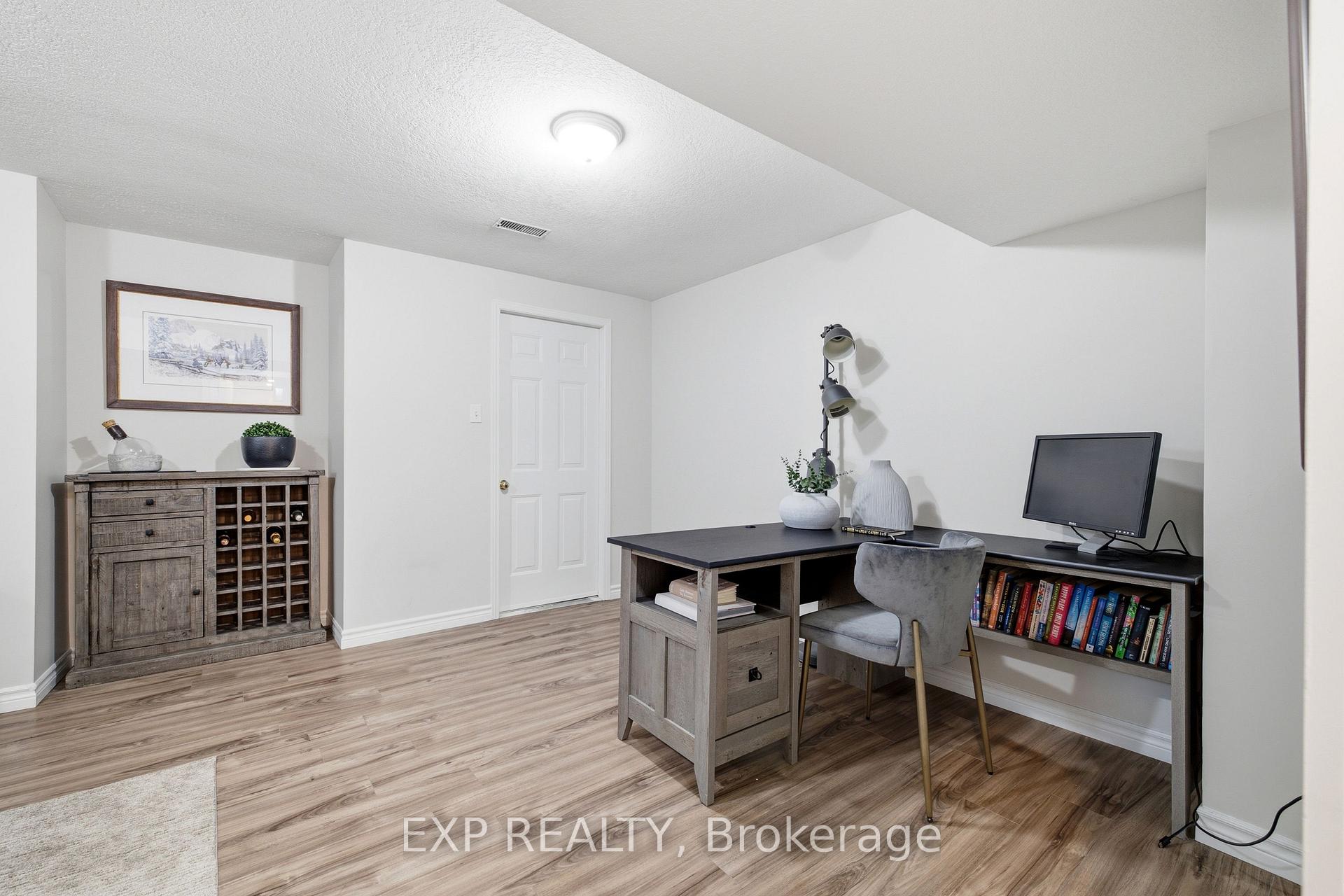 Photo 23 of 704 Jacob Lane, Waterloo, Conservation Meadows — HOMEH