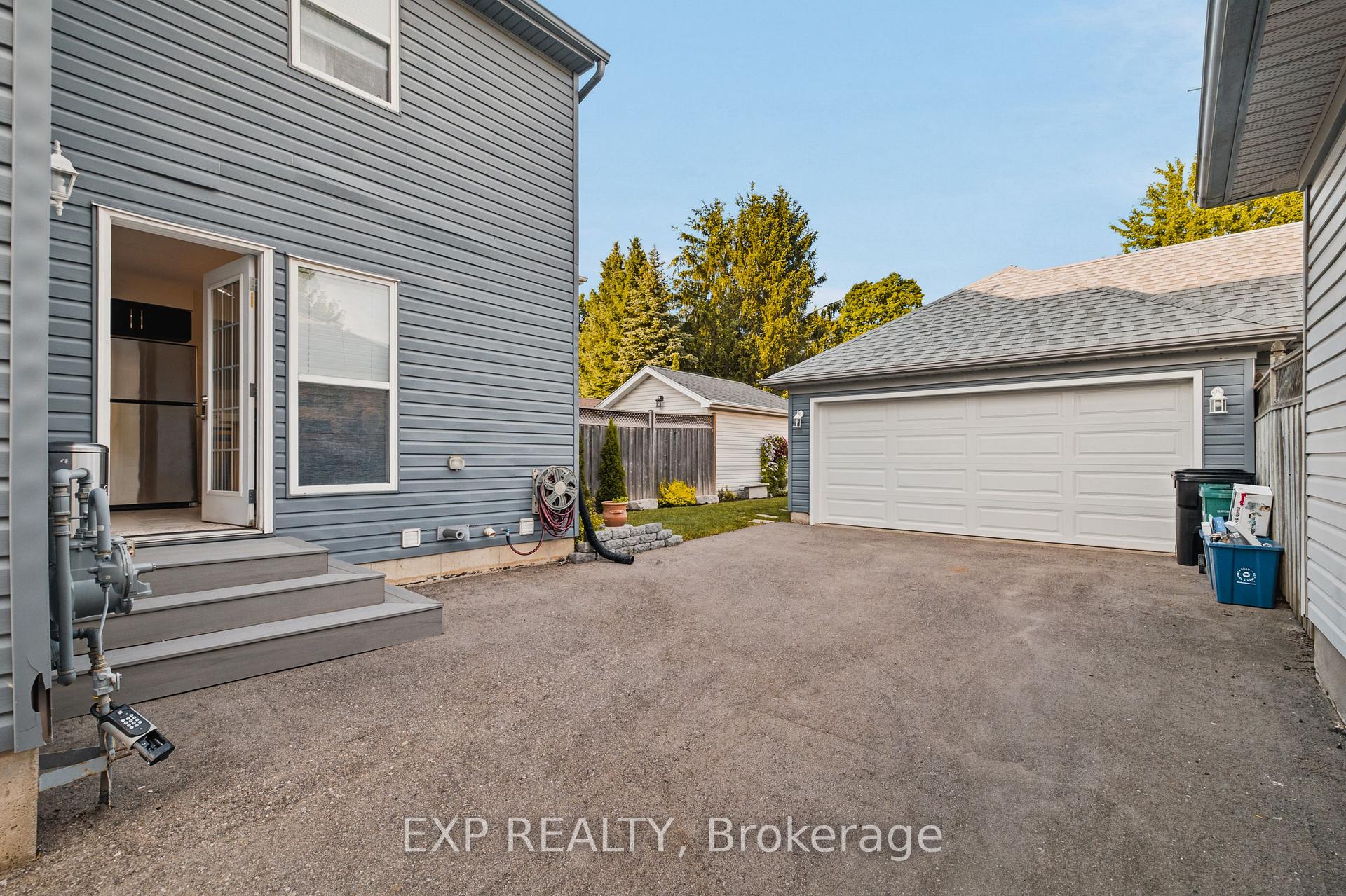 Photo 28 of 704 Jacob Lane, Waterloo, Conservation Meadows — HOMEH