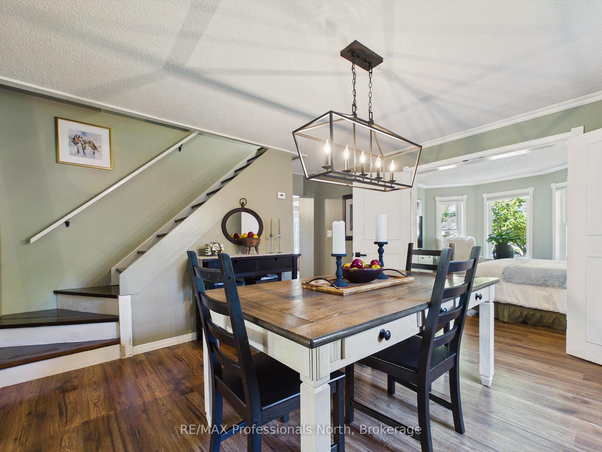 Photo 20 of 36 Edward Street, Bracebridge — HOMEH