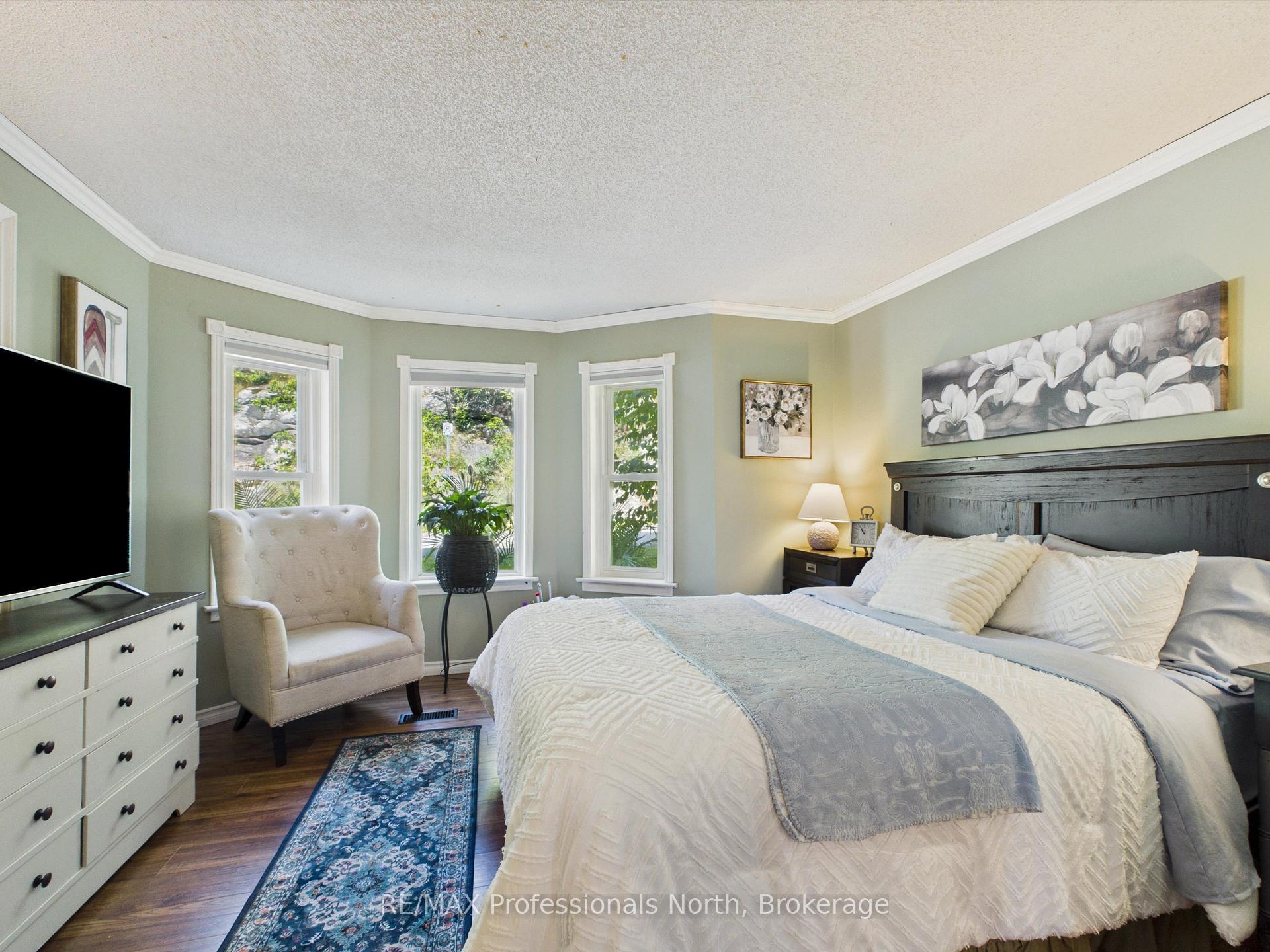 Photo 26 of 36 Edward Street, Bracebridge — HOMEH