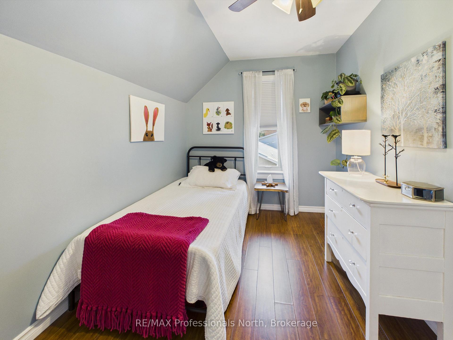 Photo 31 of 36 Edward Street, Bracebridge — HOMEH
