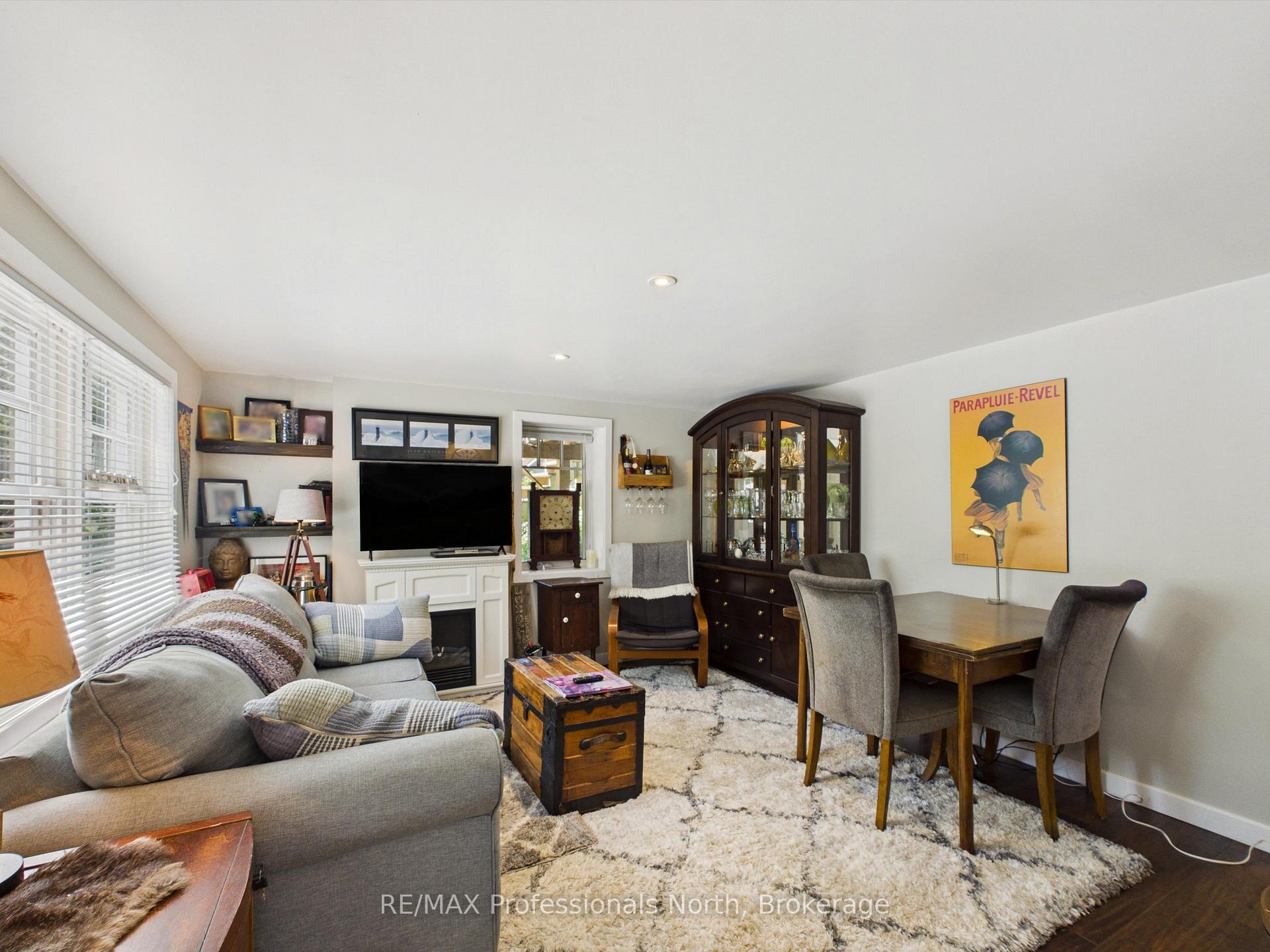 Photo 35 of 36 Edward Street, Bracebridge — HOMEH