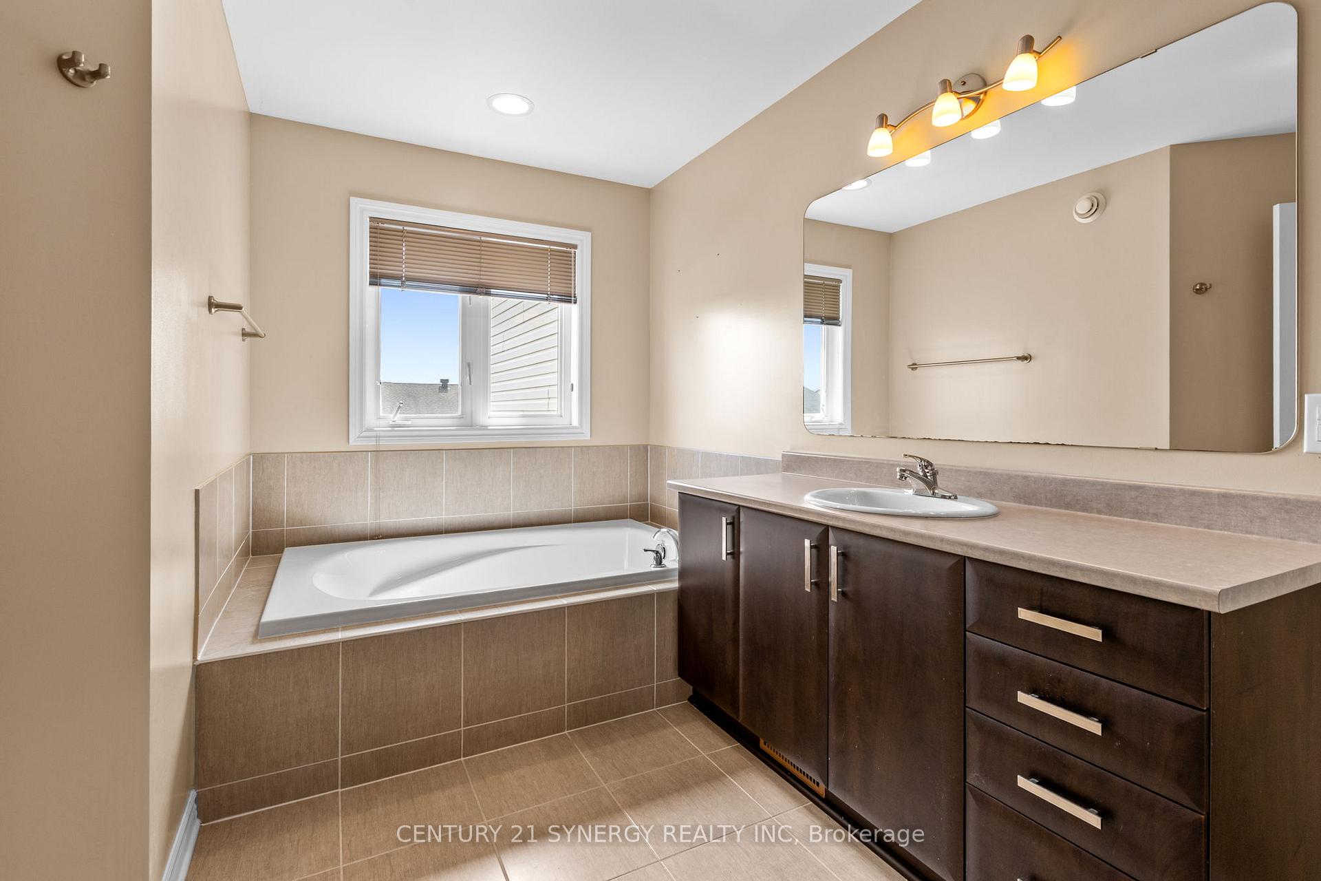 Photo 28 of 430 Foxhall Way, Ottawa, Kanata - Bridlewood — HOMEH