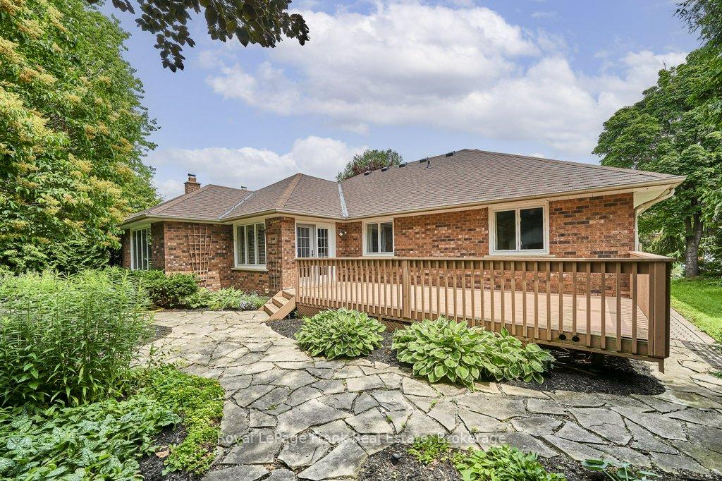 Photo 4 of 137 Samac Trail, Oshawa, Samac — HOMEH