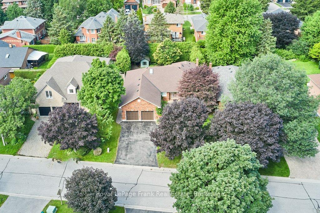 Photo 7 of 137 Samac Trail, Oshawa, Samac — HOMEH